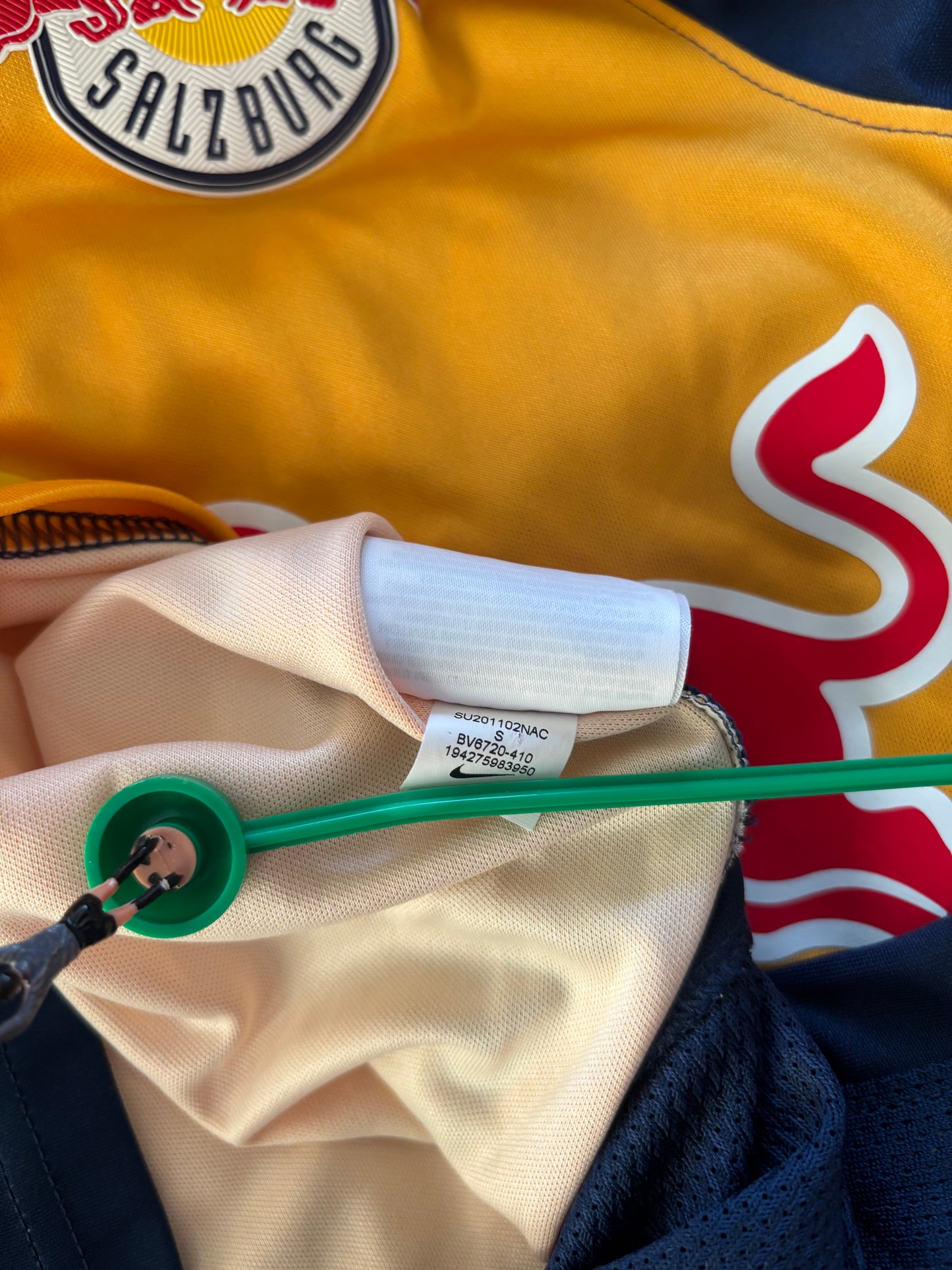 RB Salzburg Away Shirt 2020/21 (S)