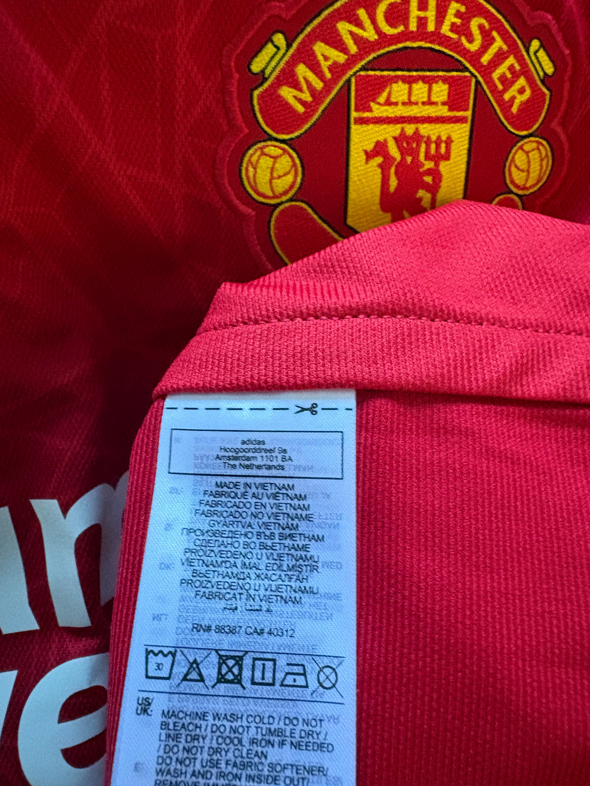 Manchester United Authentic Home Shirt 2023/24 Hojlund (L)