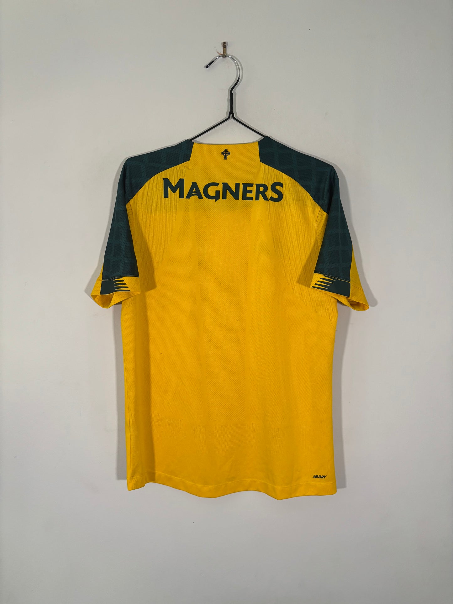Celtic Away Shirt 2019/20 (S)