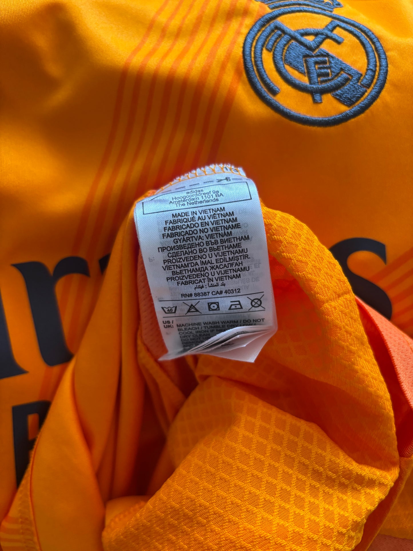 Real Madrid Away Shirt 2024/25 (L)