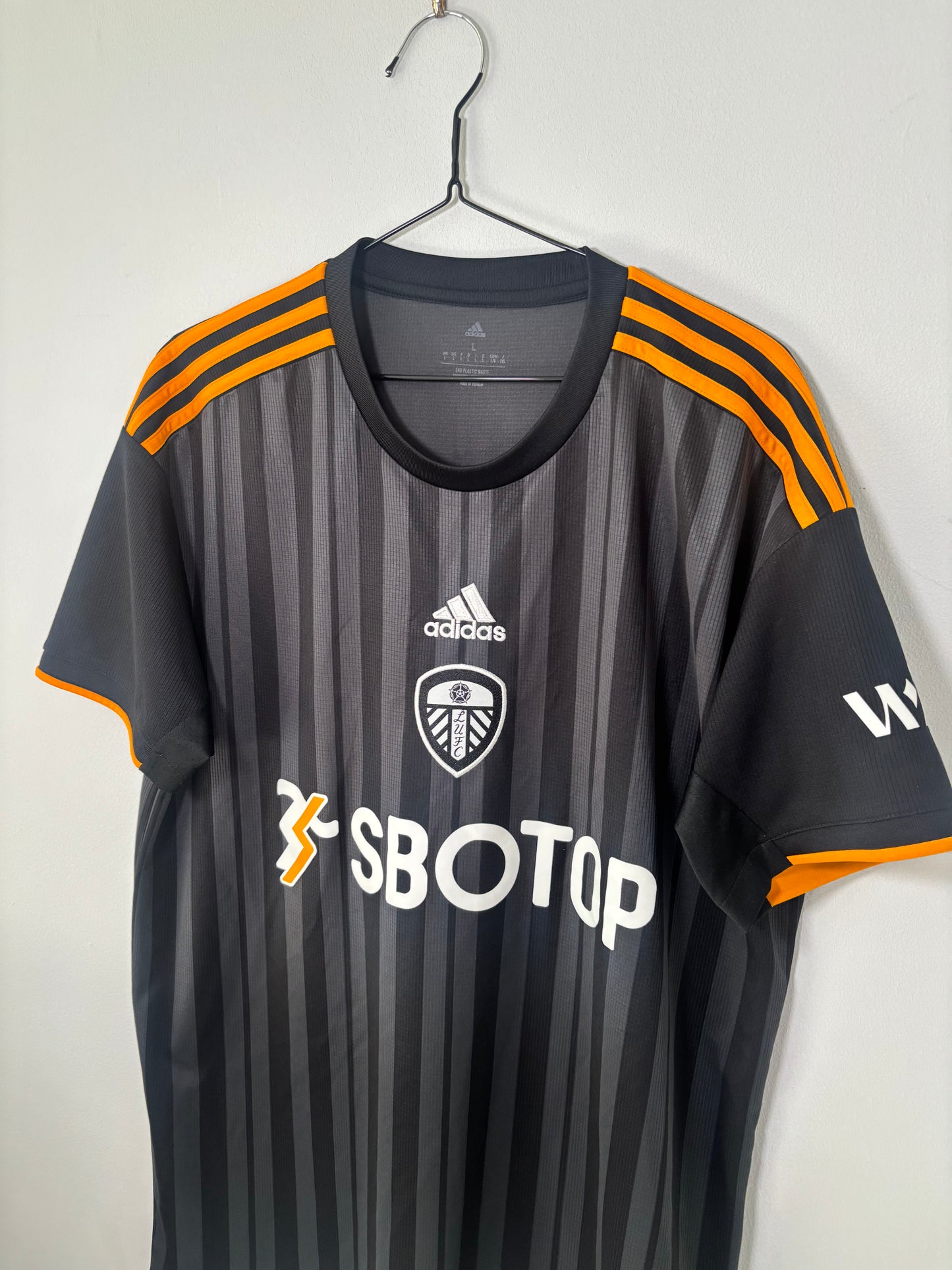 Leeds United Third Shirt 2022/23 (L)