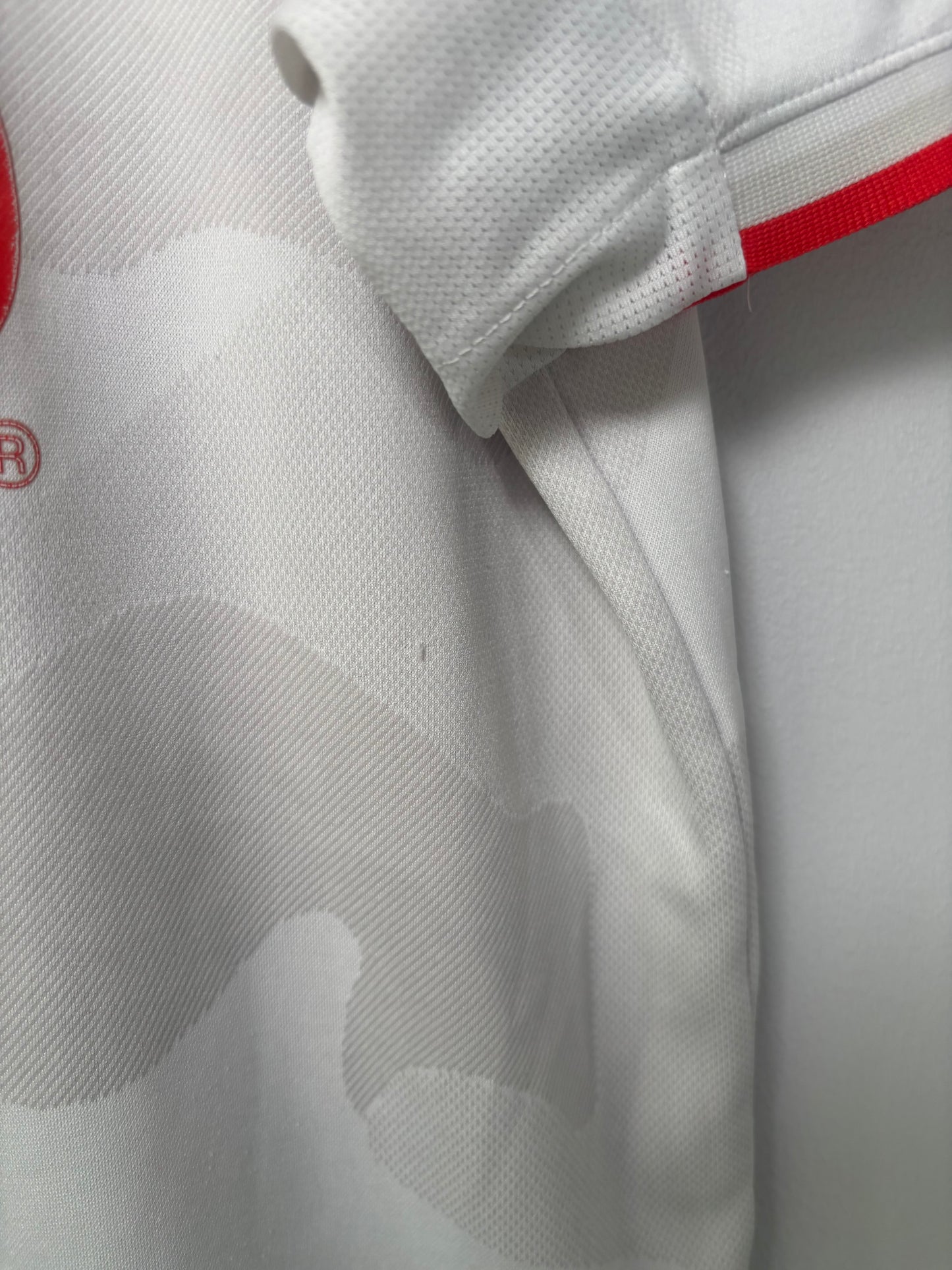 Juventus Away Shirt 2019/20 (S)