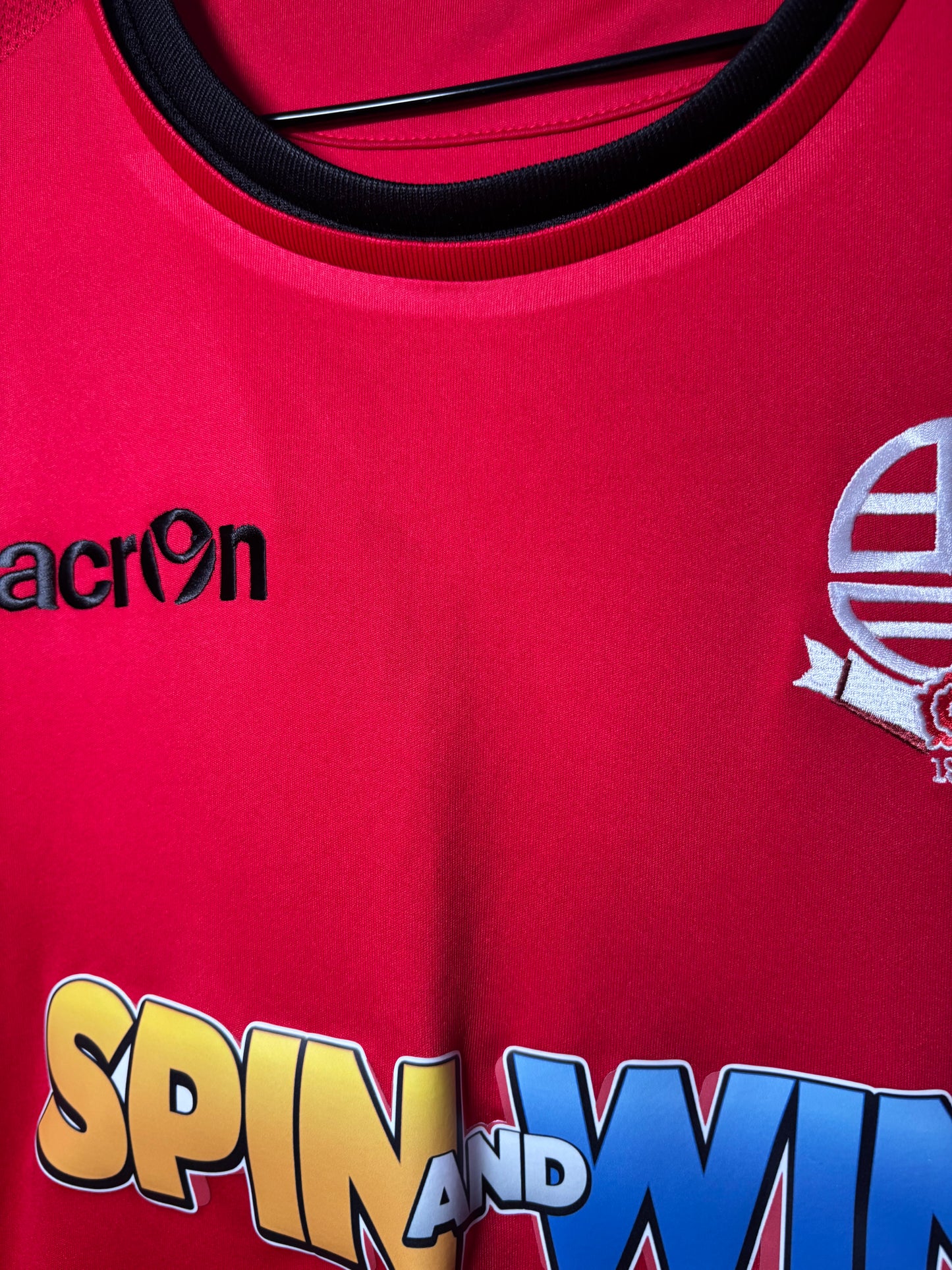 Bolton Wanderers Goalkeeper Shirt 2016/17 (M)
