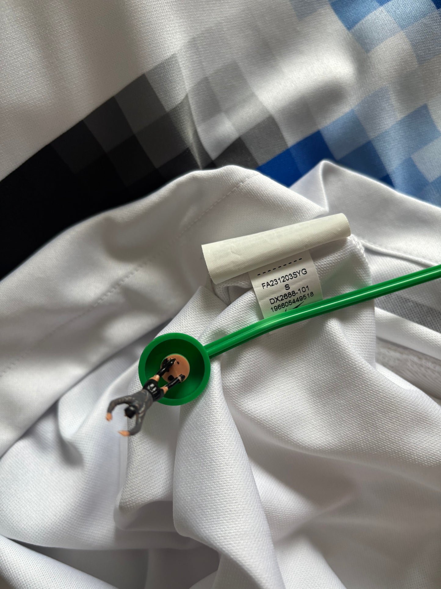 Inter Milan Away Shirt 2023/24 (S)