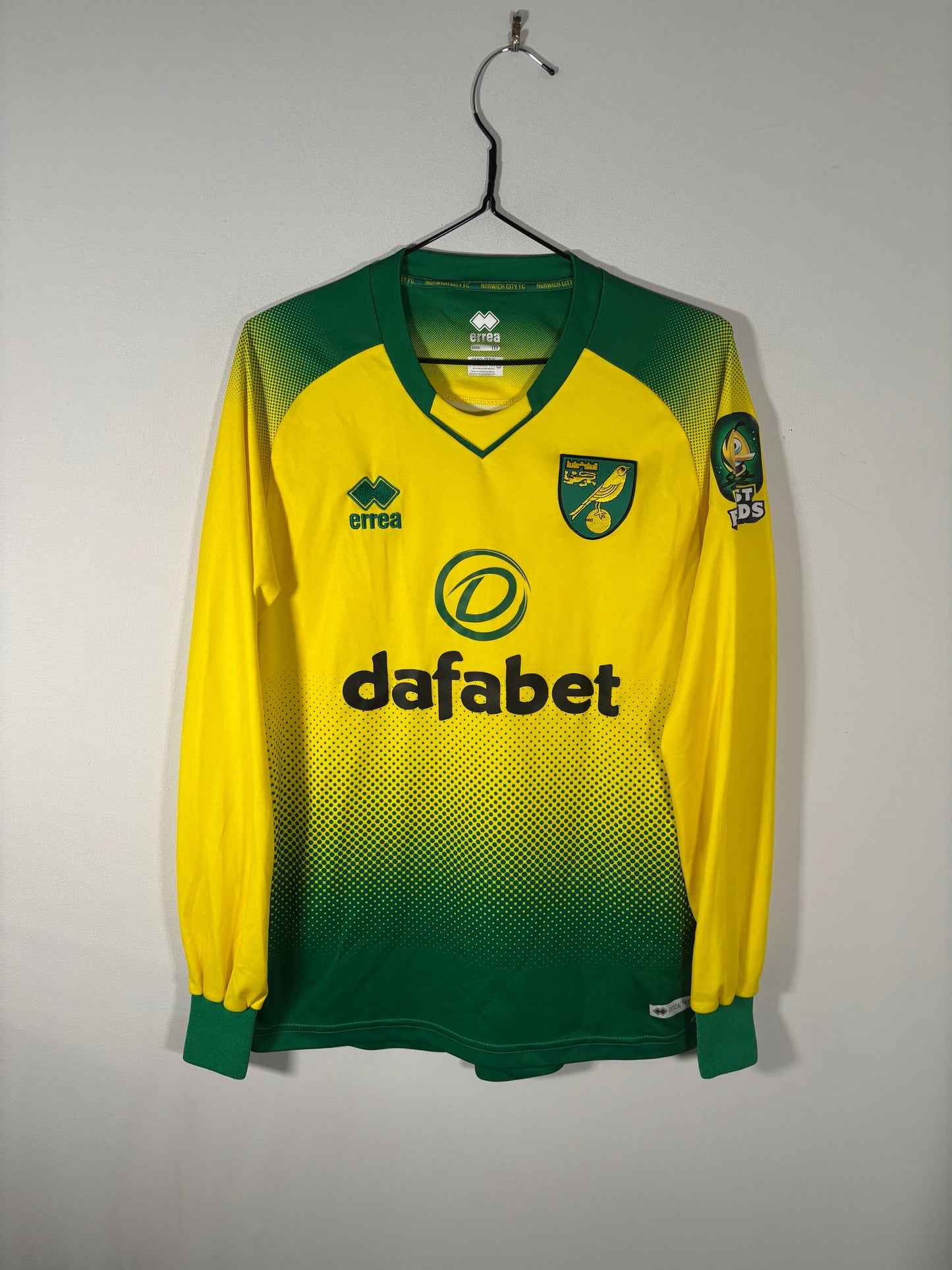 Norwich City Home Shirt 2019/20 (M)