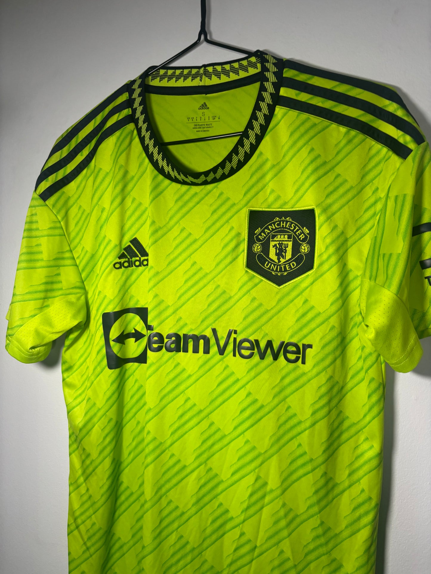Manchester United Third Shirt 2022/23 (S)