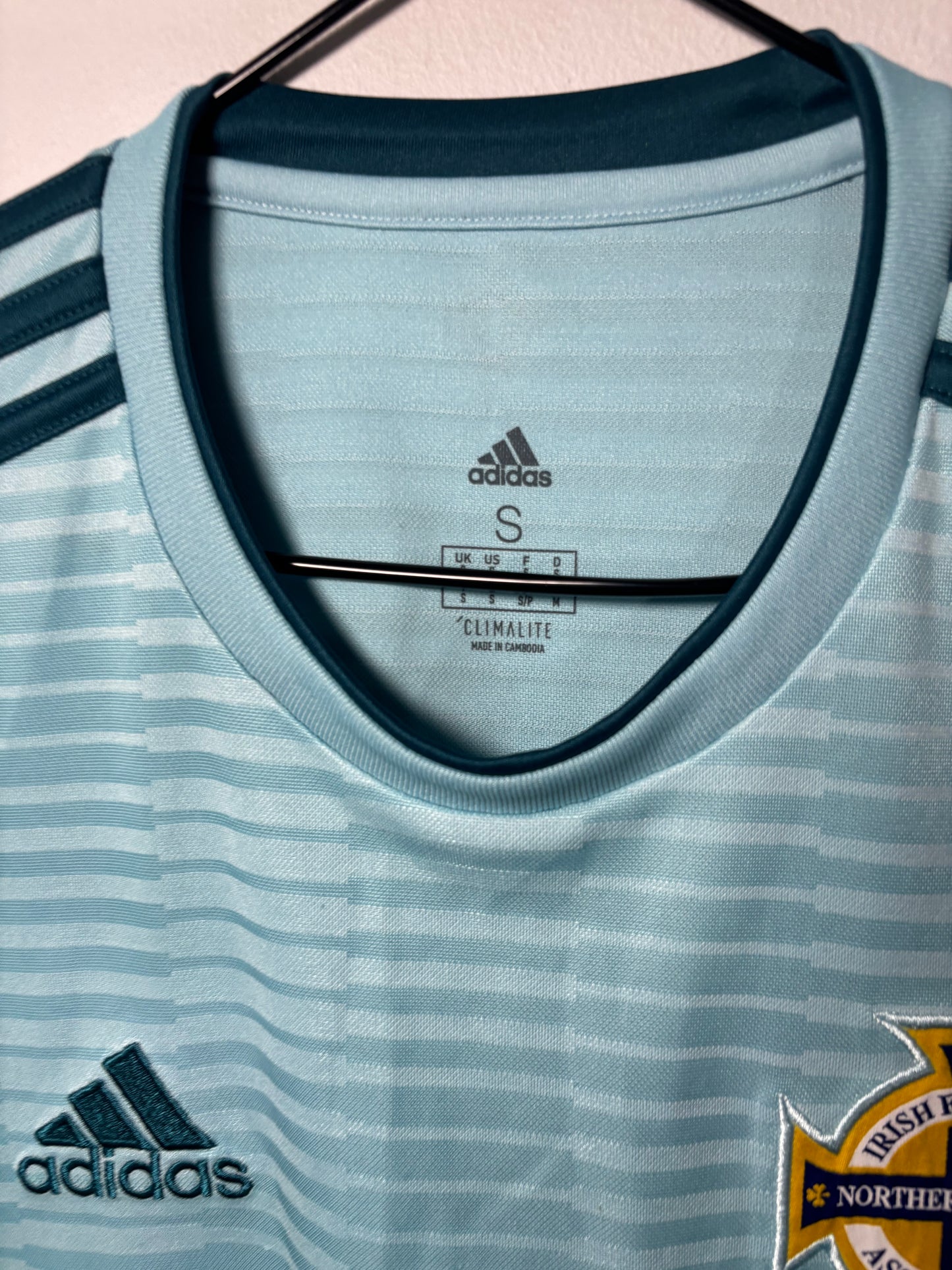 Northern Ireland Away Shirt 2018 (S)