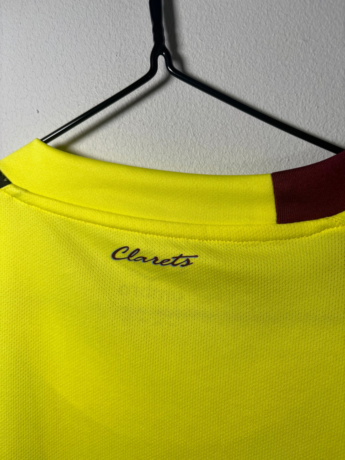 Burnley BNWT Away Shirt 2023/24 (3XL)