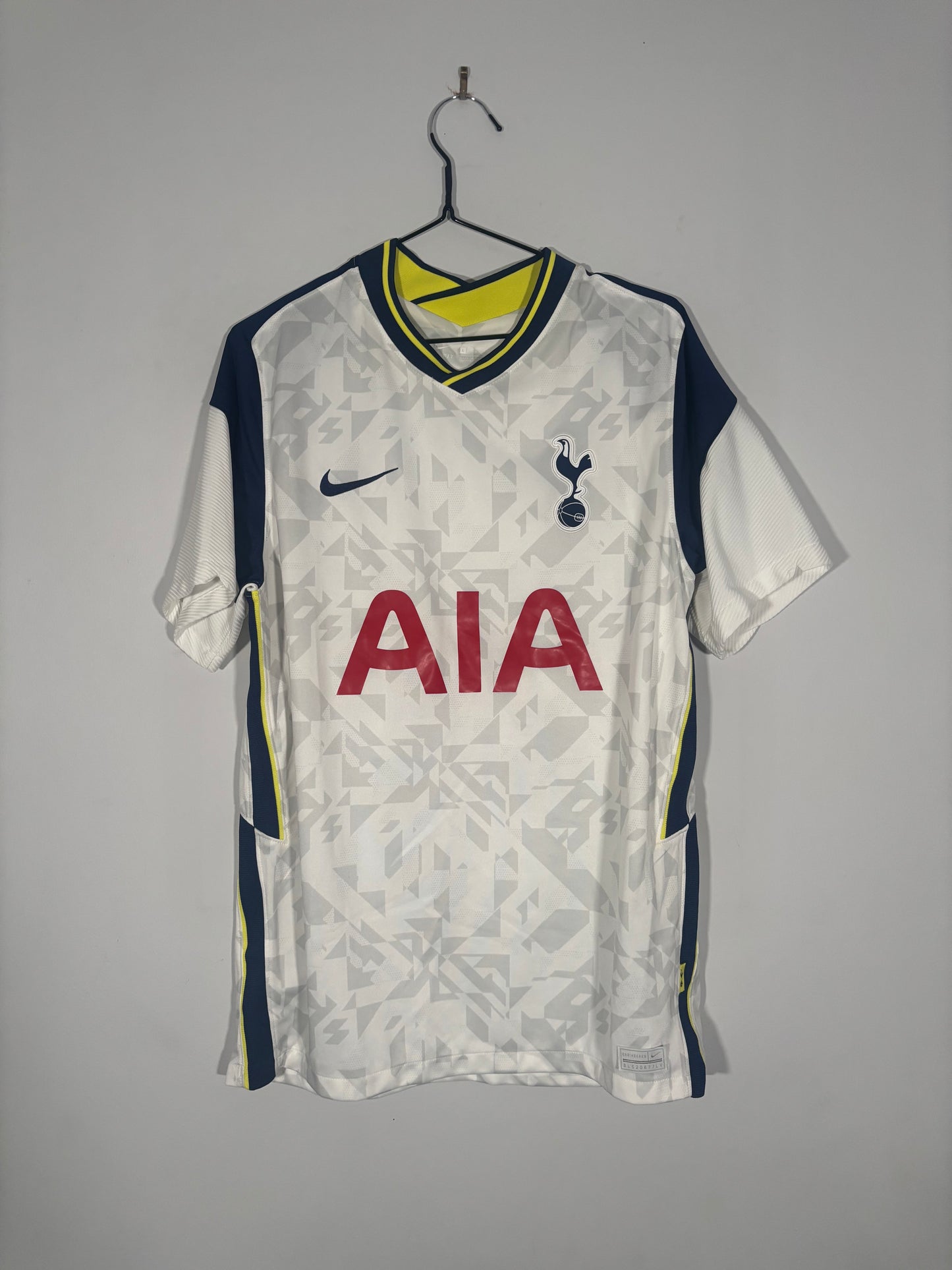 Tottenham Hotspur Home Shirt 2020/21 Ndombele (L)