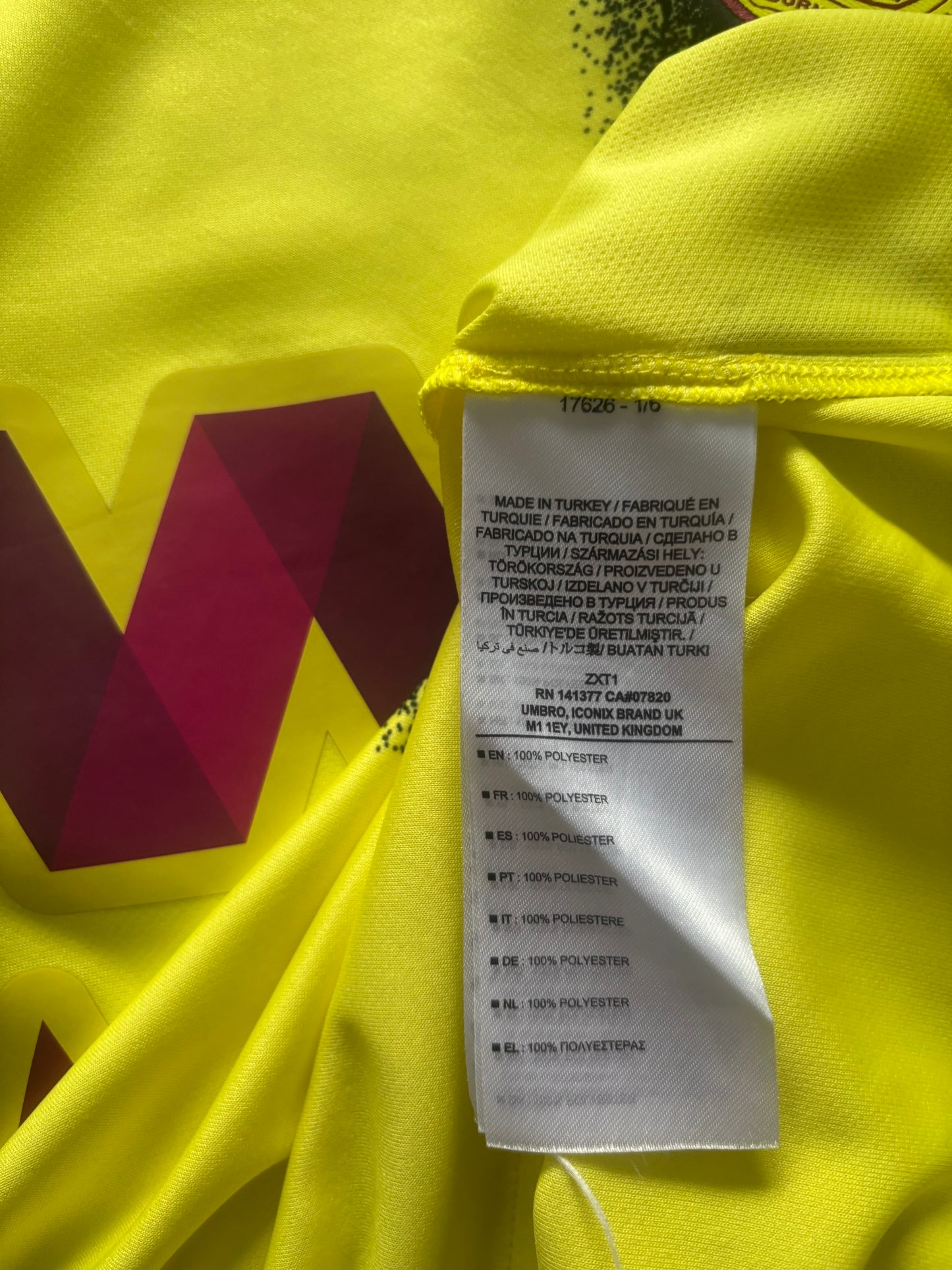 Burnley Away Shirt 2023/24 (M)