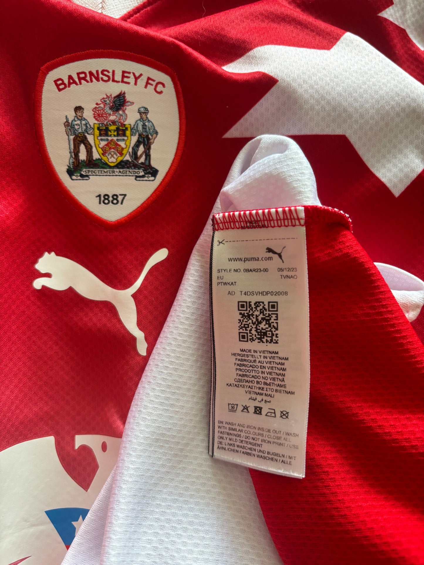 Barnsley Home Shirt 2023/24 Devante Cole (S)
