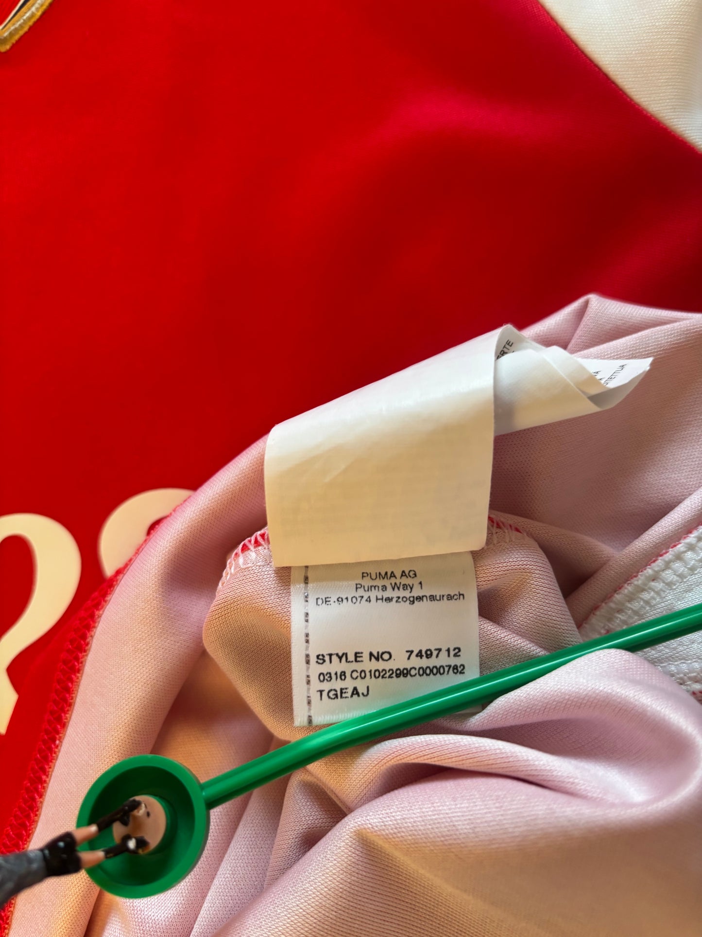 Arsenal Home Shirt 2016/17 Xhaka (XXL)