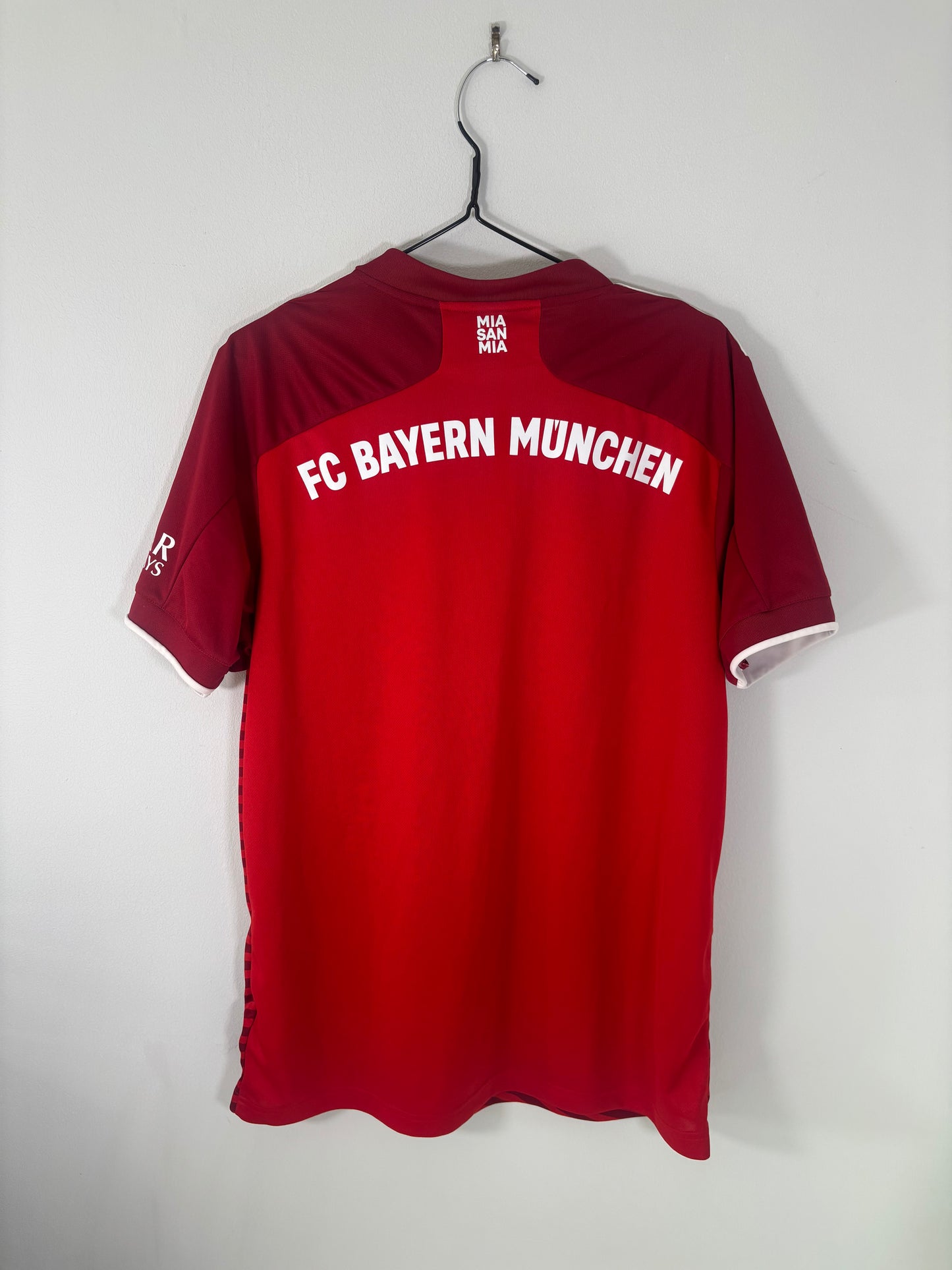 Bayern Munich Home Shirt 2021/22 (L)