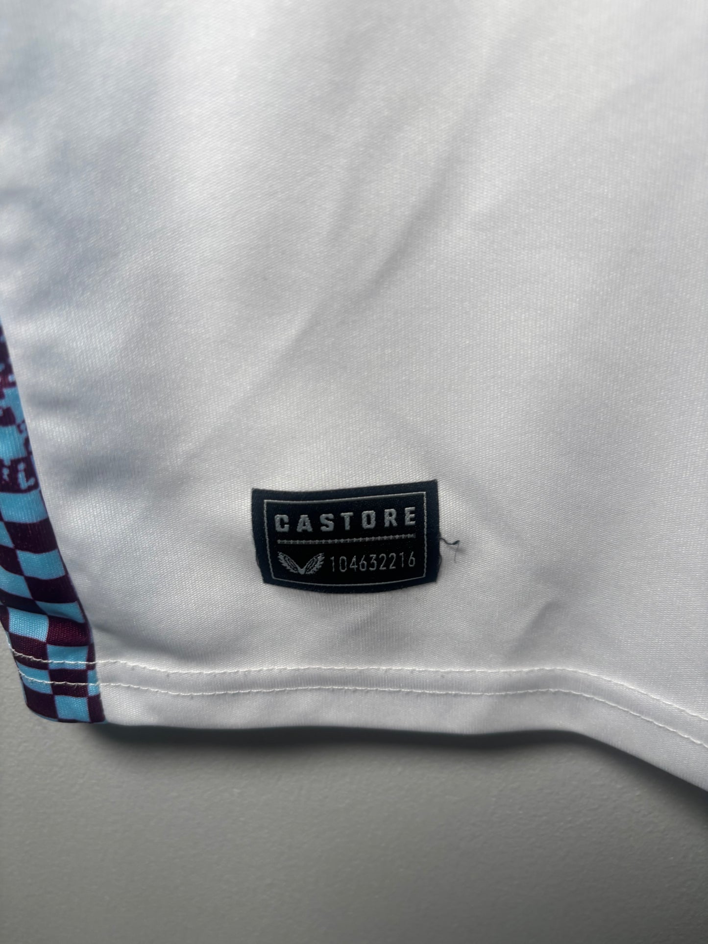 Burnley Away Shirt 2024/25 (M)