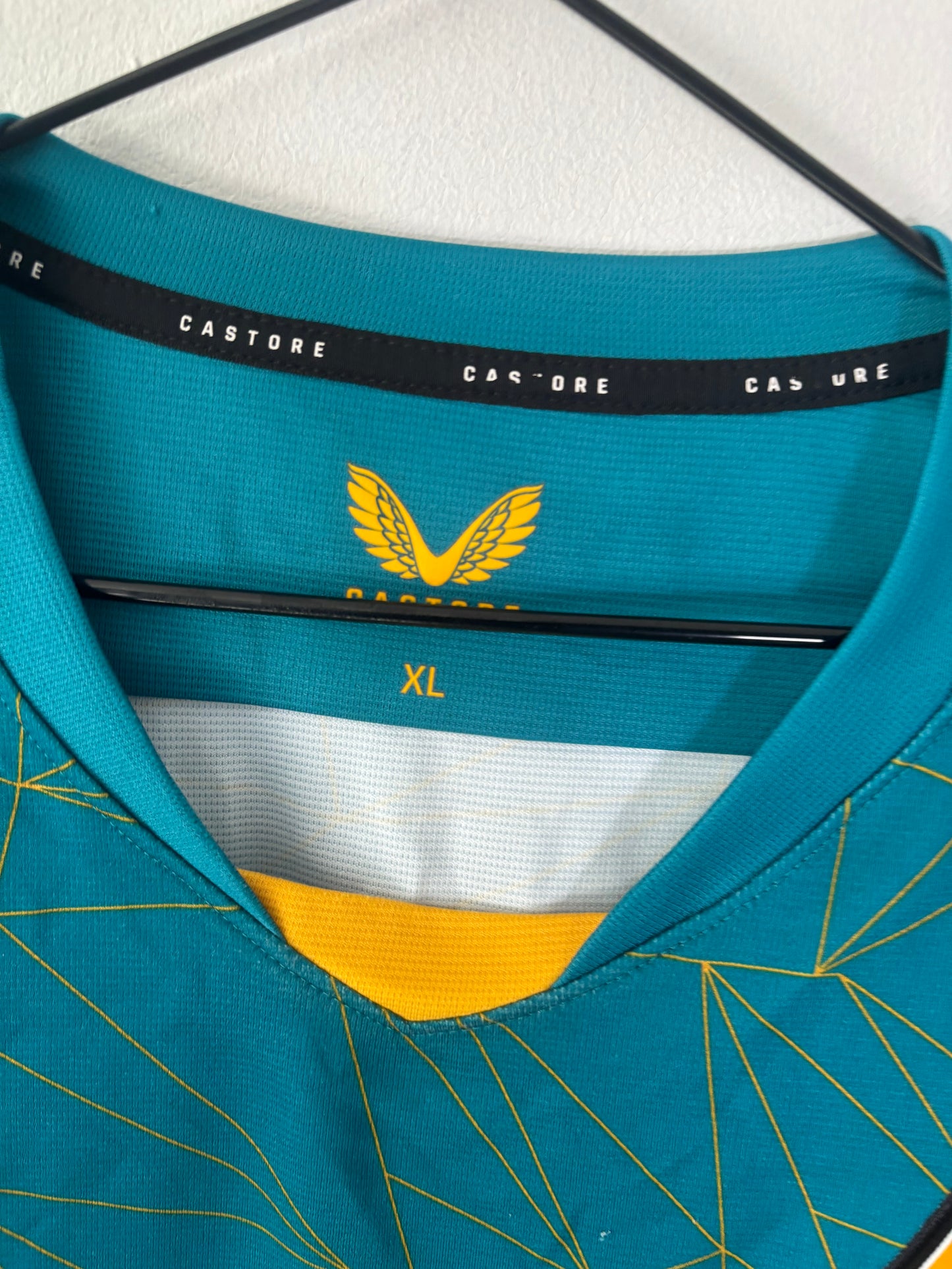 Wolves Away Shirt 2022/23 Collins (XL)