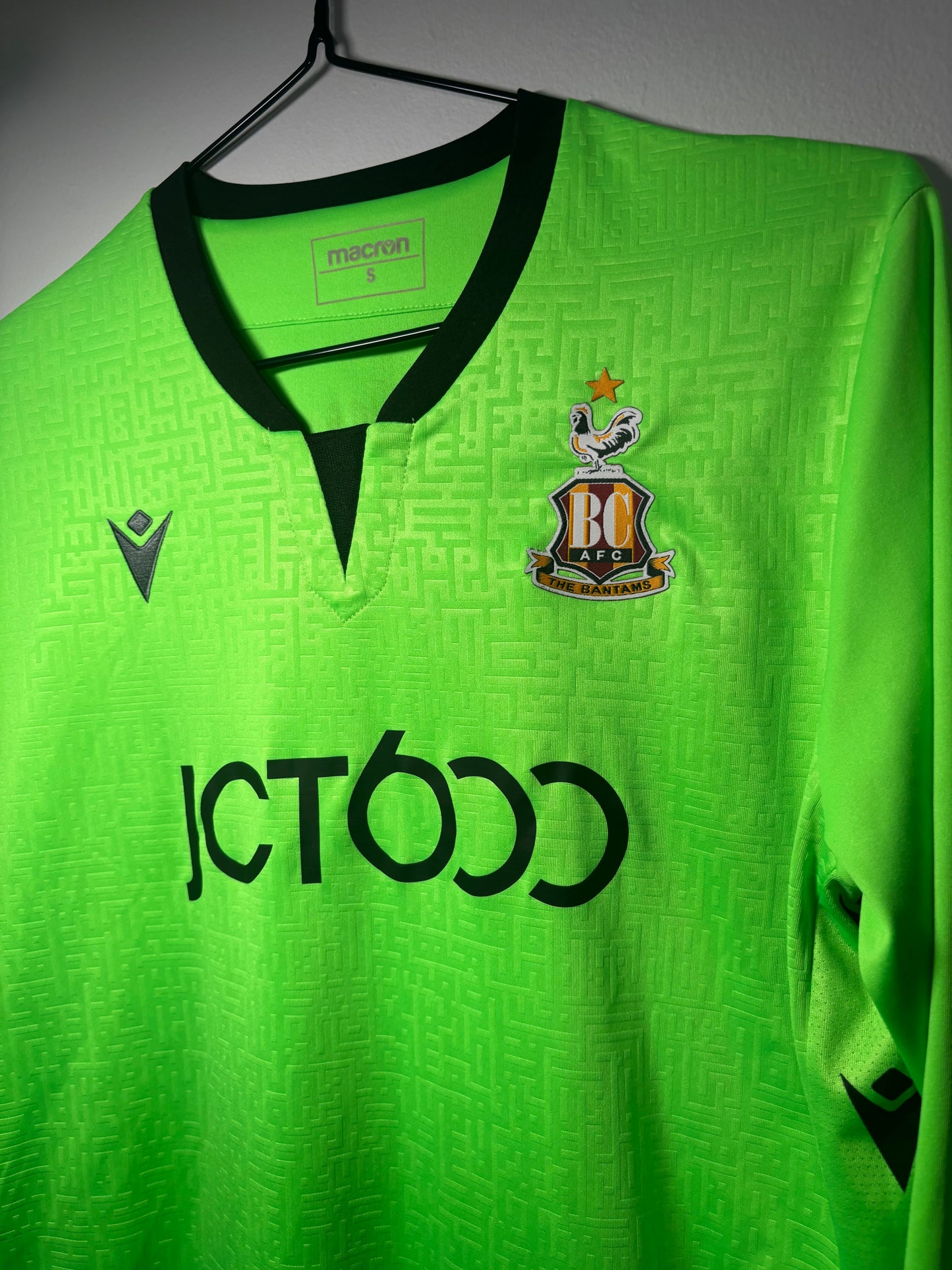 Bradford City Goalkeeper Shirt 2022/23 (S)