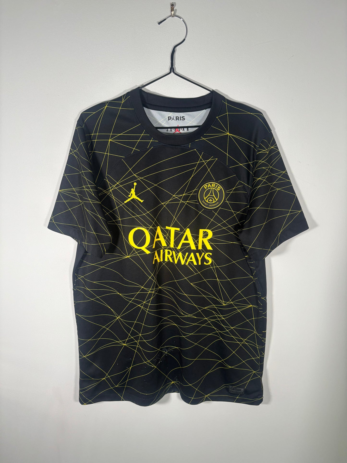 PSG Fourth Shirt 2022/23 (L)
