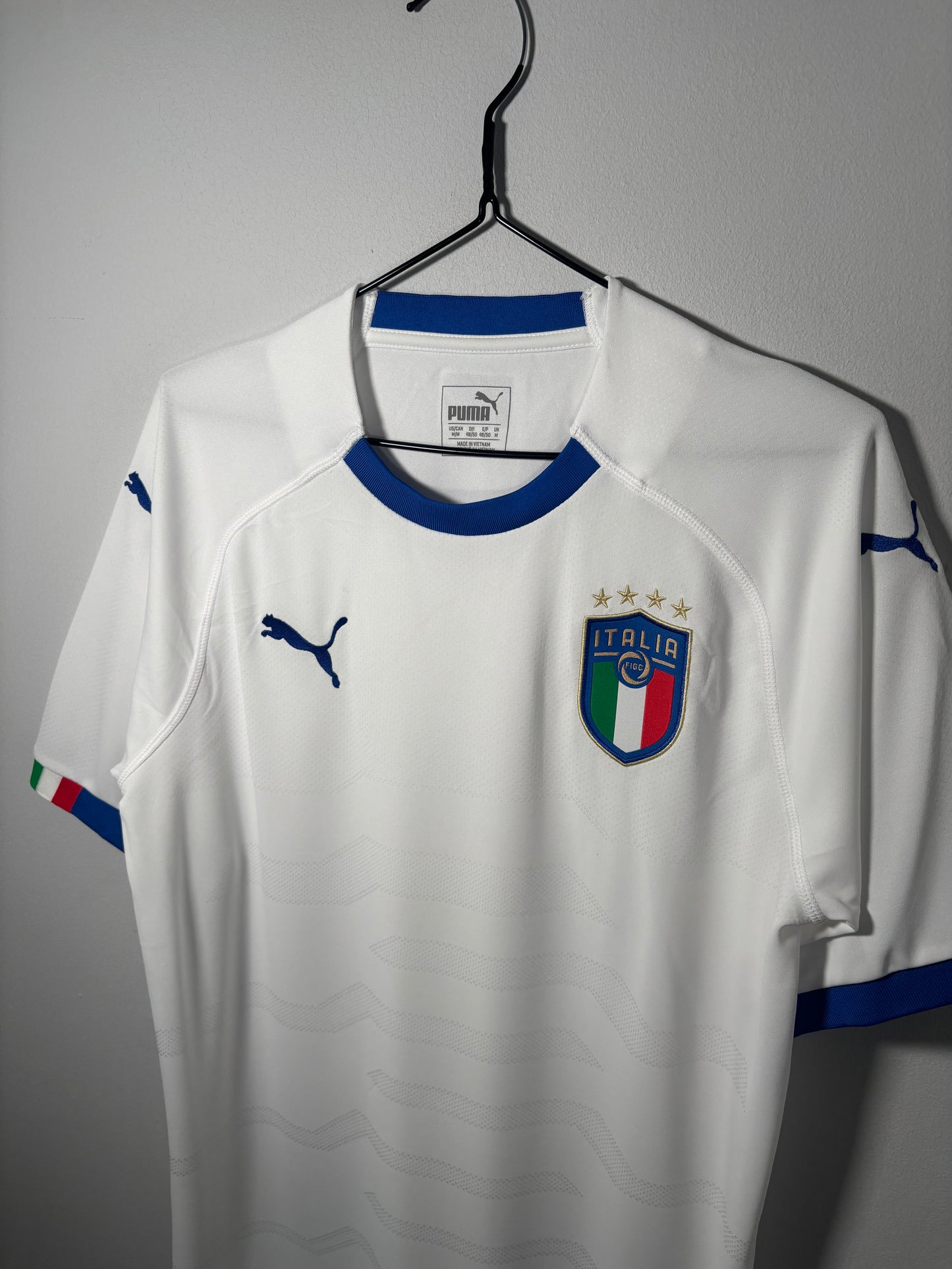 Italy Away Shirt BNWT 2018 (M)