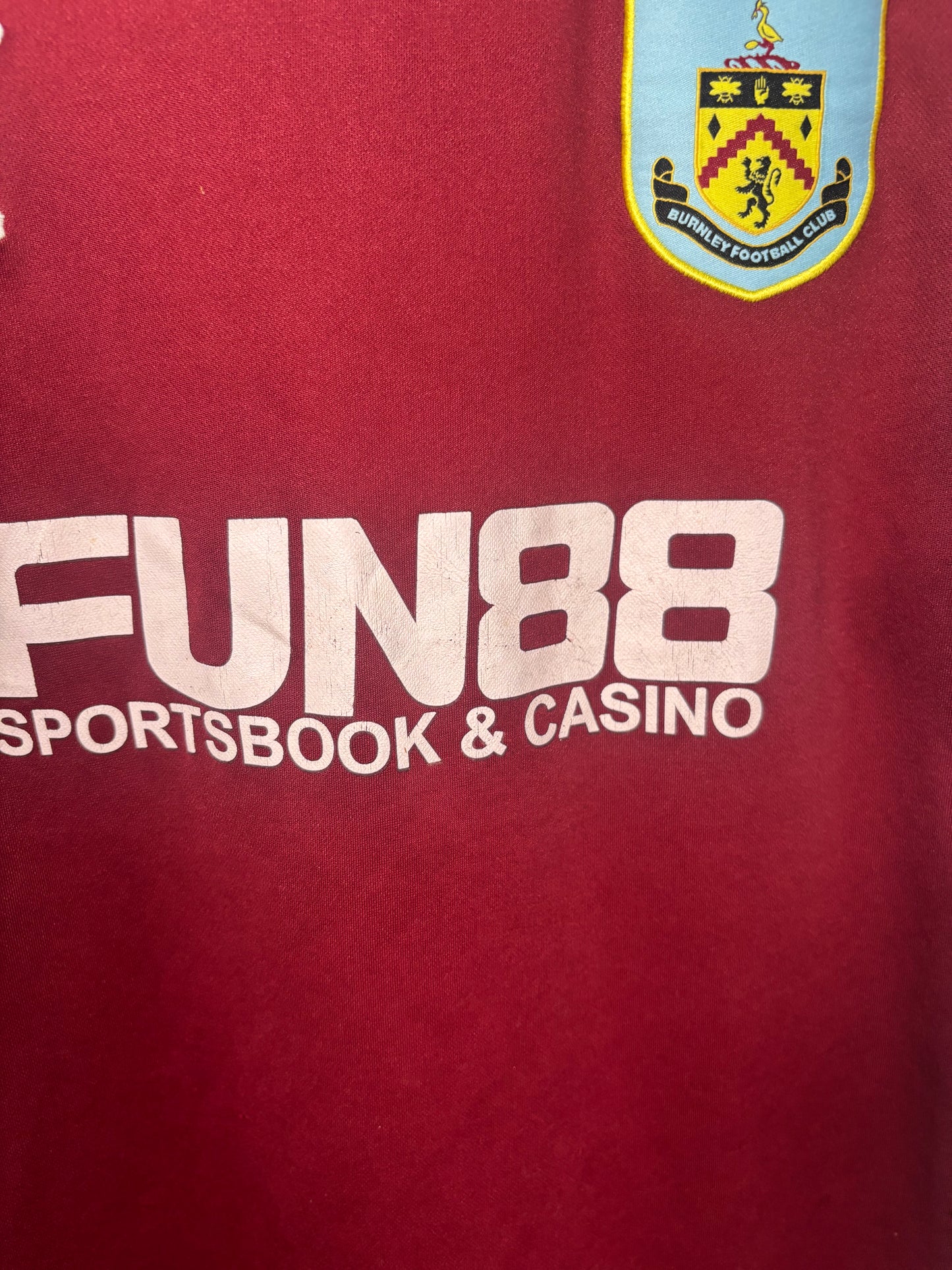 Burnley Home Shirt 2011/12 (L)