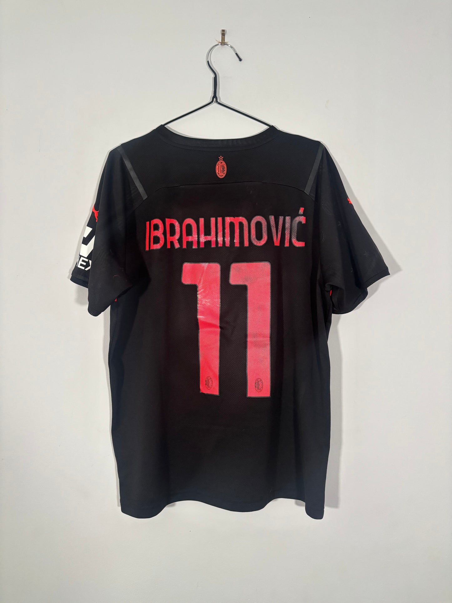 Ac Milan Third Shirt 2021/22 Ibrahimovic (L)