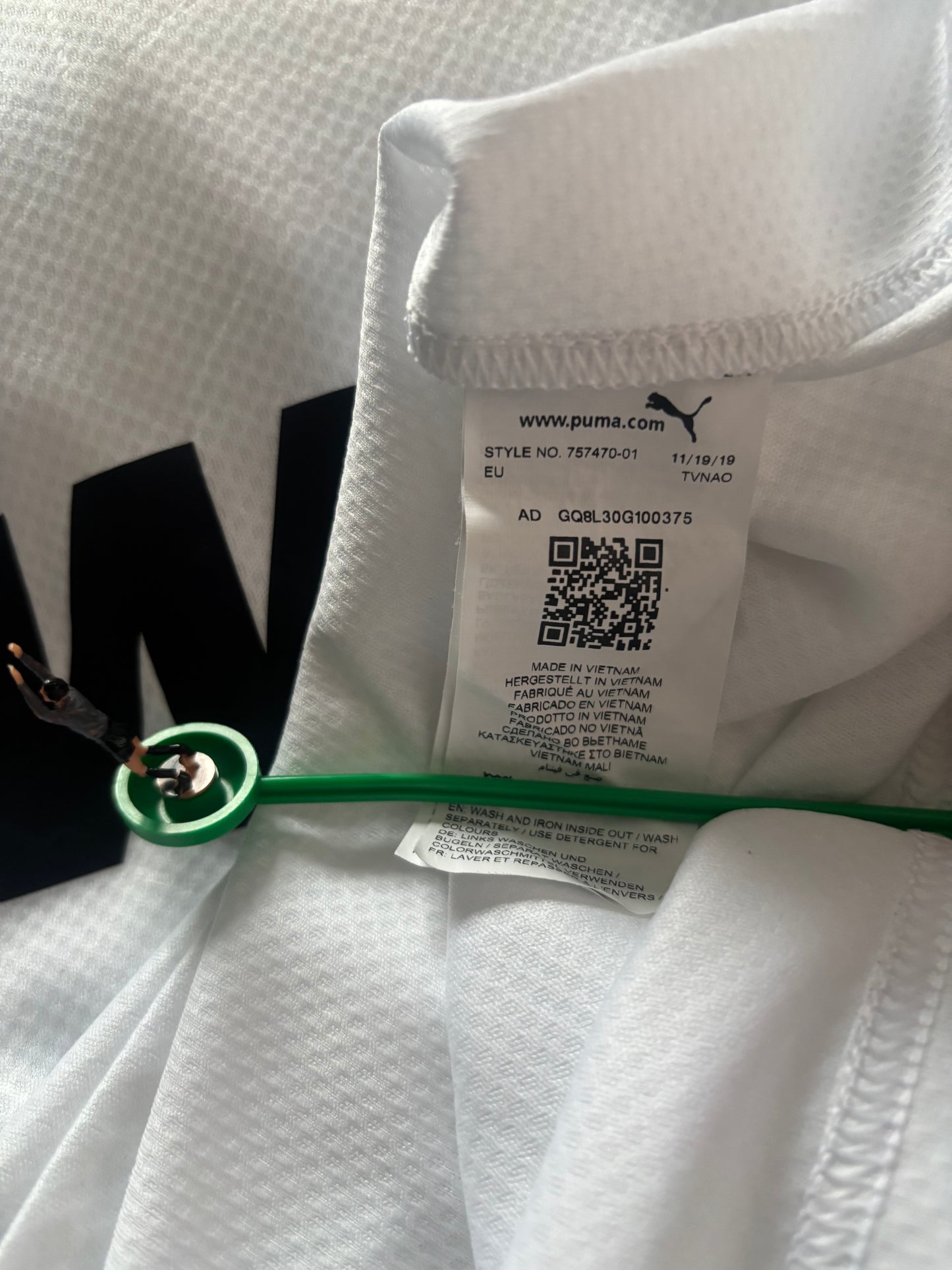 Valencia CF Home Shirt 2020/21 (M)