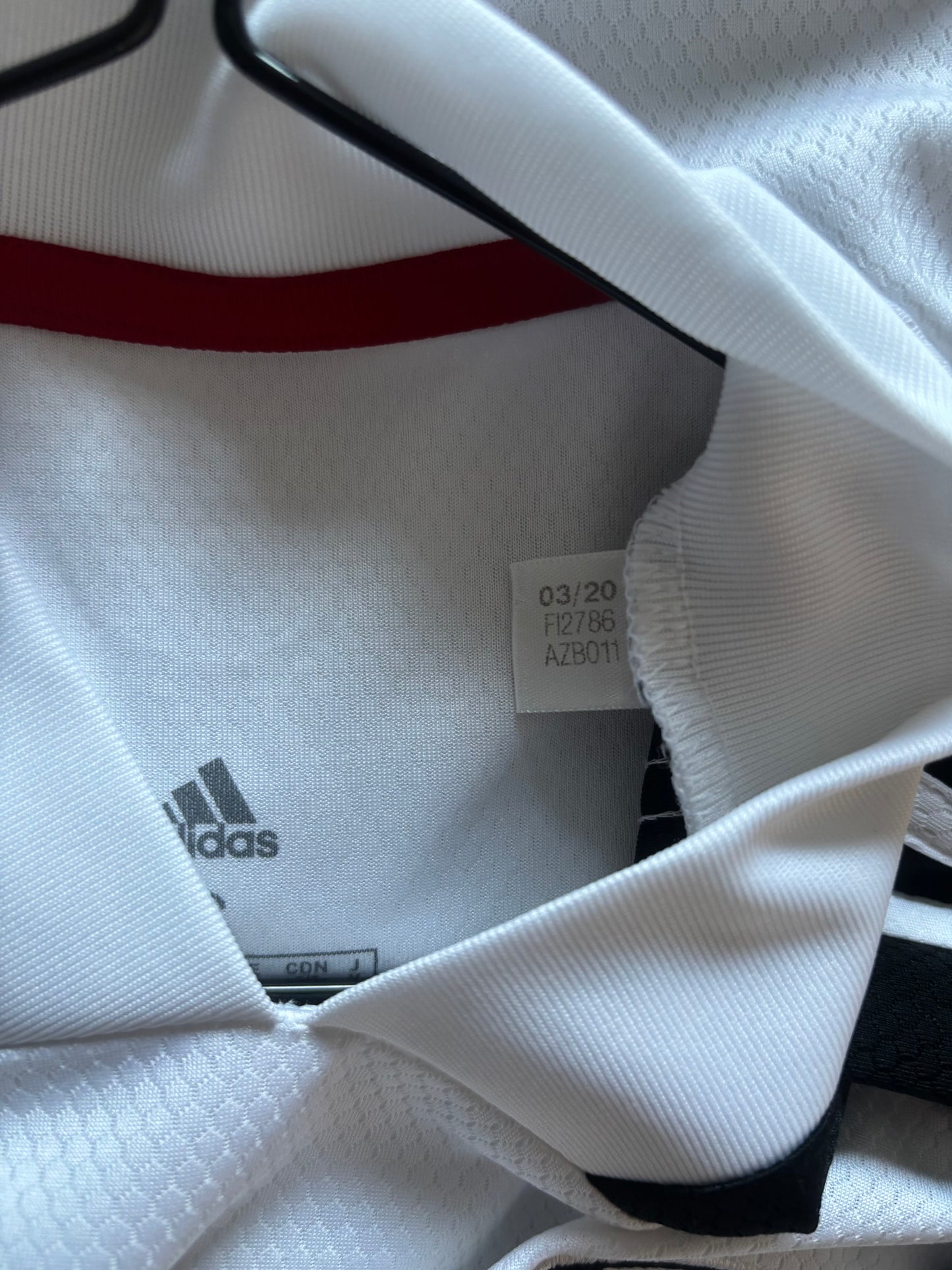 Fulham Home Shirt 2020/21 (S)