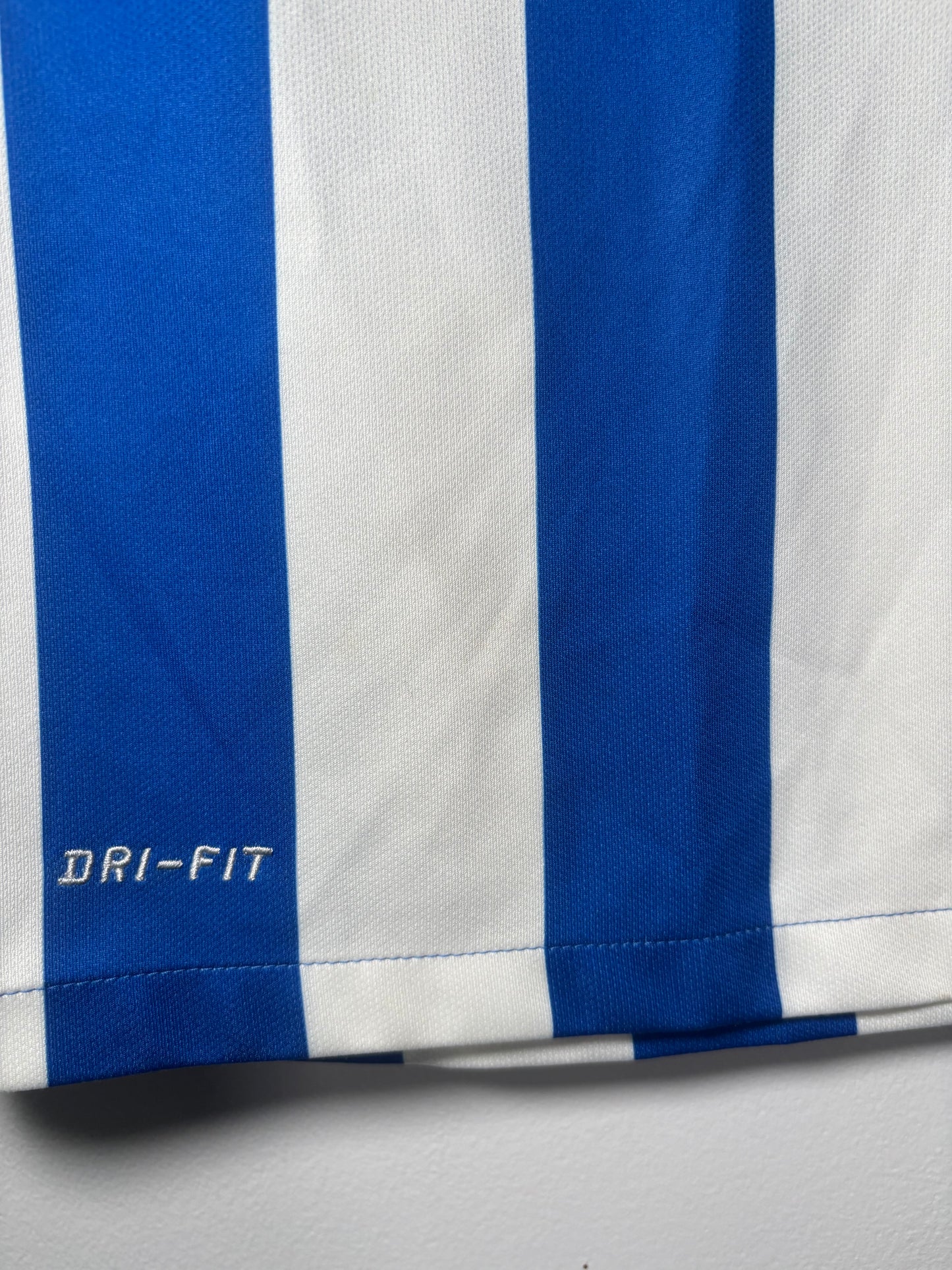 Brighton And Hove Albion Home Shirt 2017/18 (S)