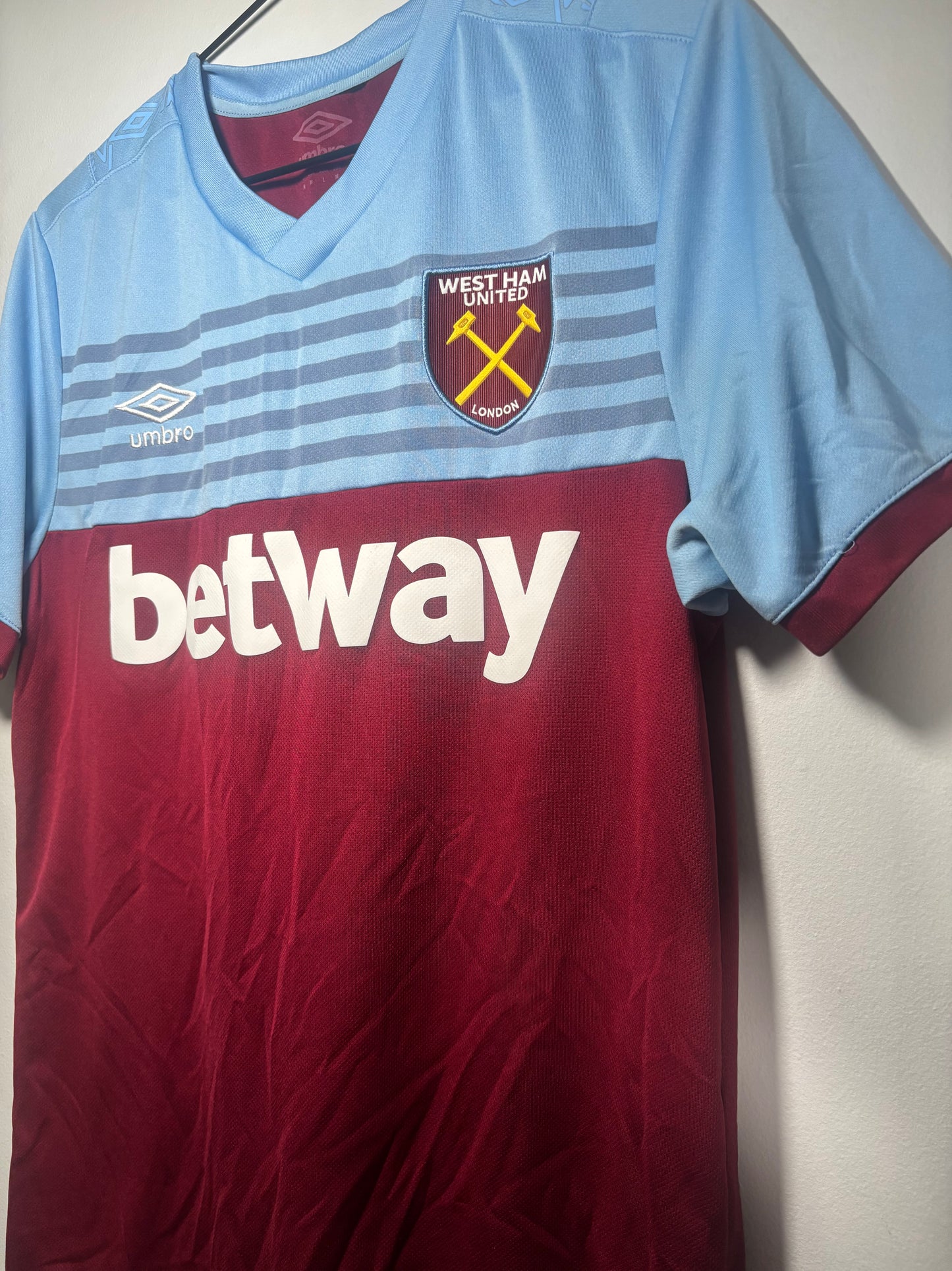 West Ham United Home Shirt 2019/20 (M)
