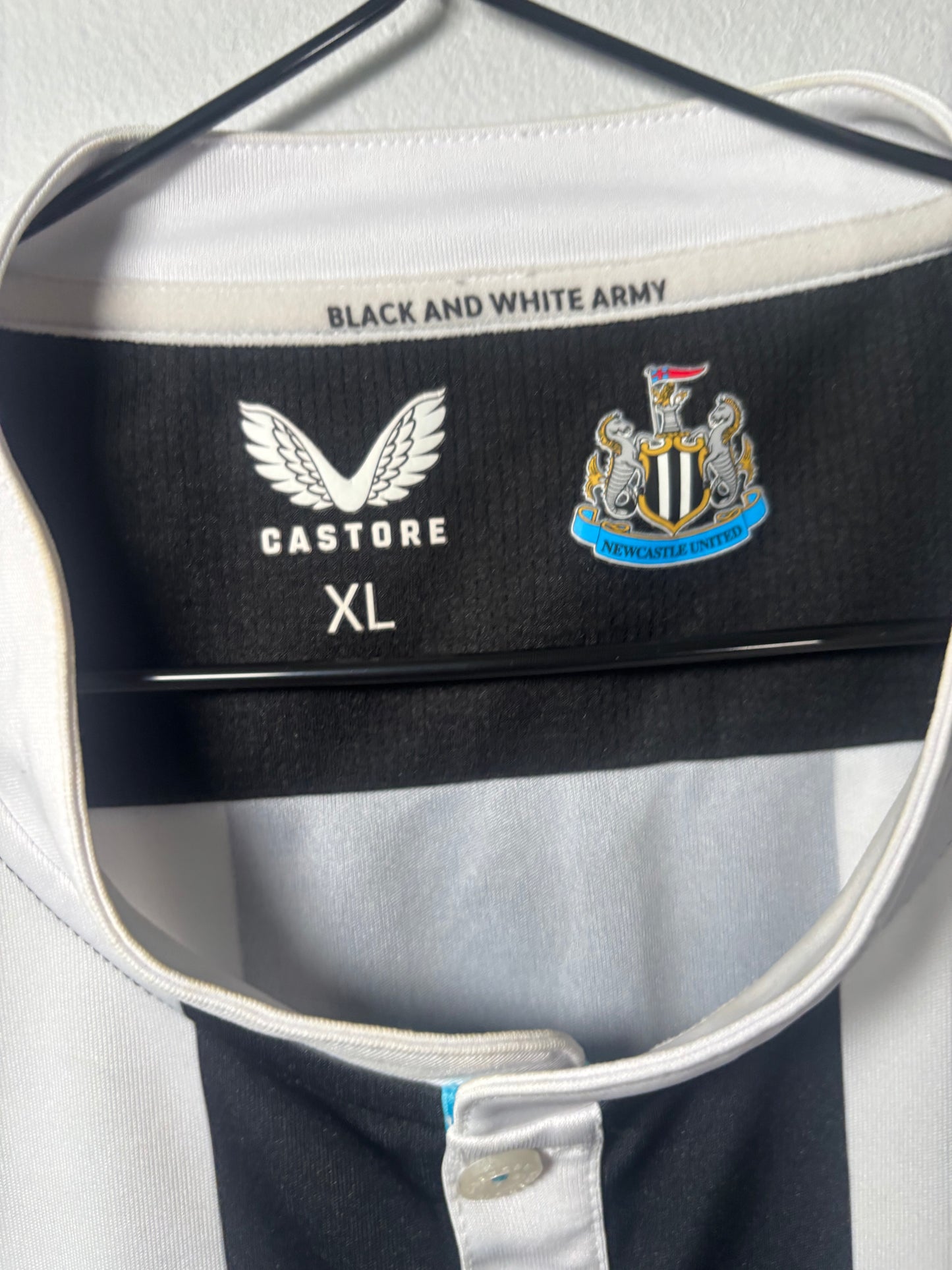 Newcastle United Home Shirt 2021/22 (XL)