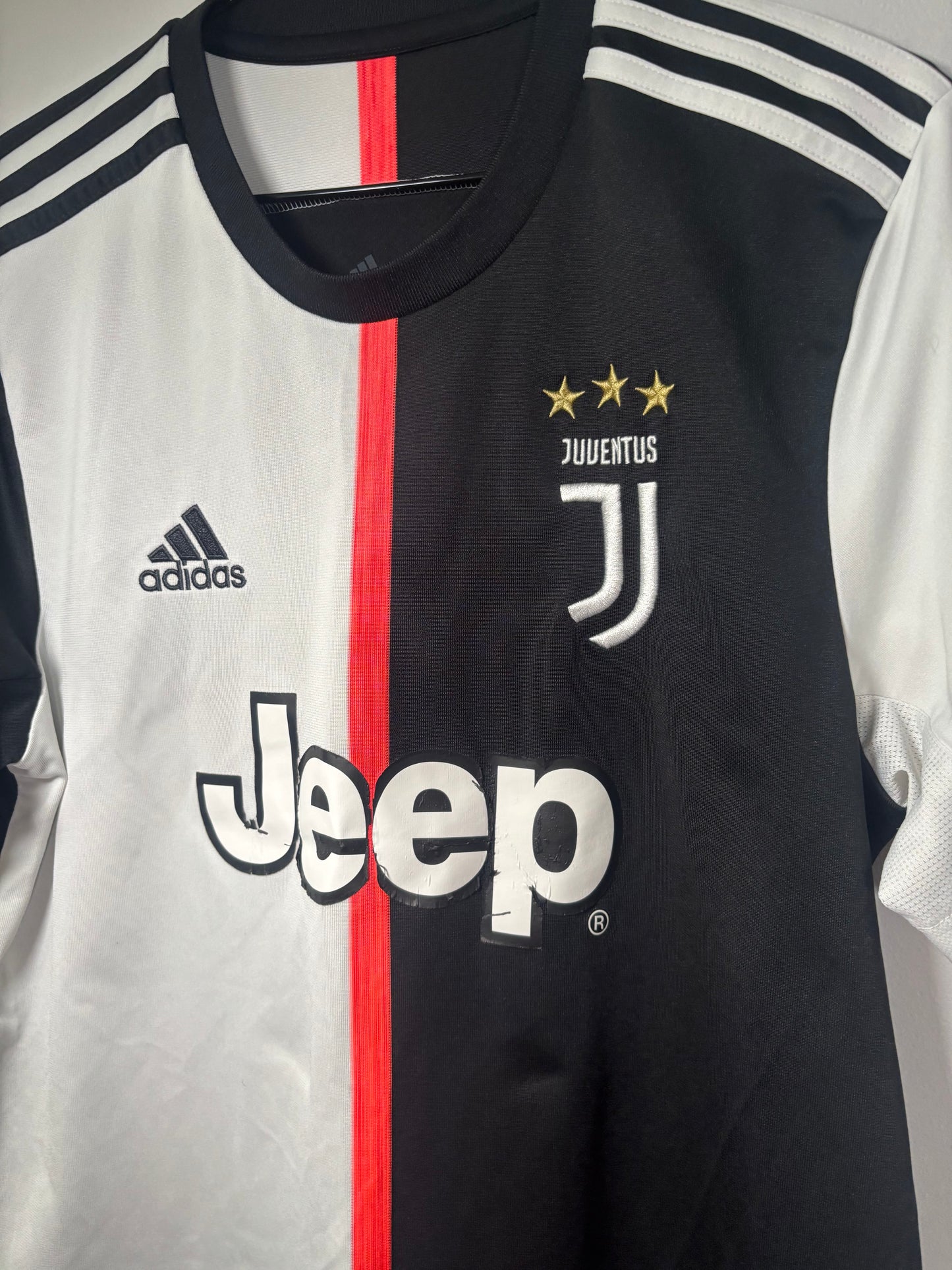 Juventus Home Shirt 2019/20 (M)