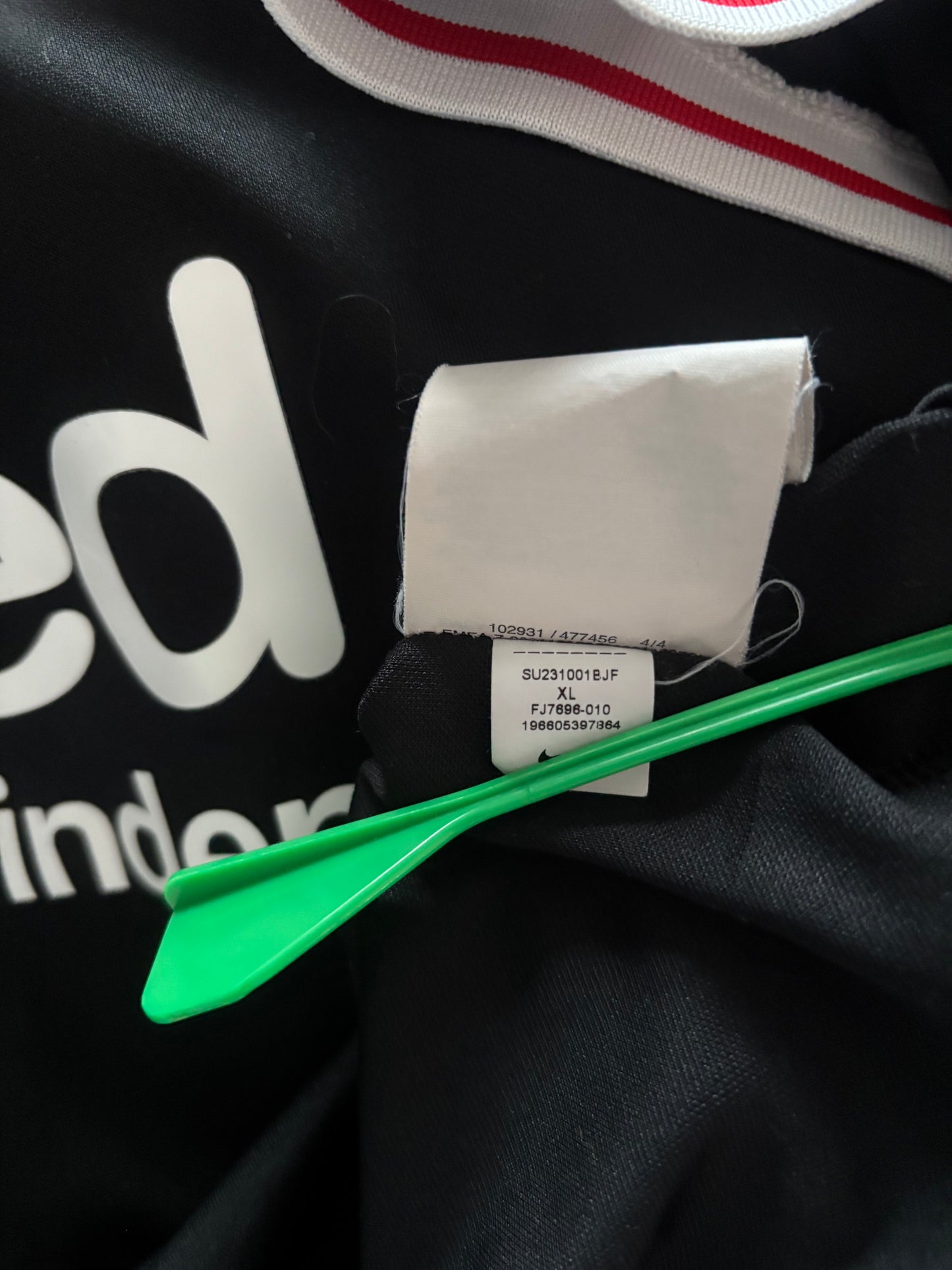 Frankfurt Away Shirt 2023/24 (XL)