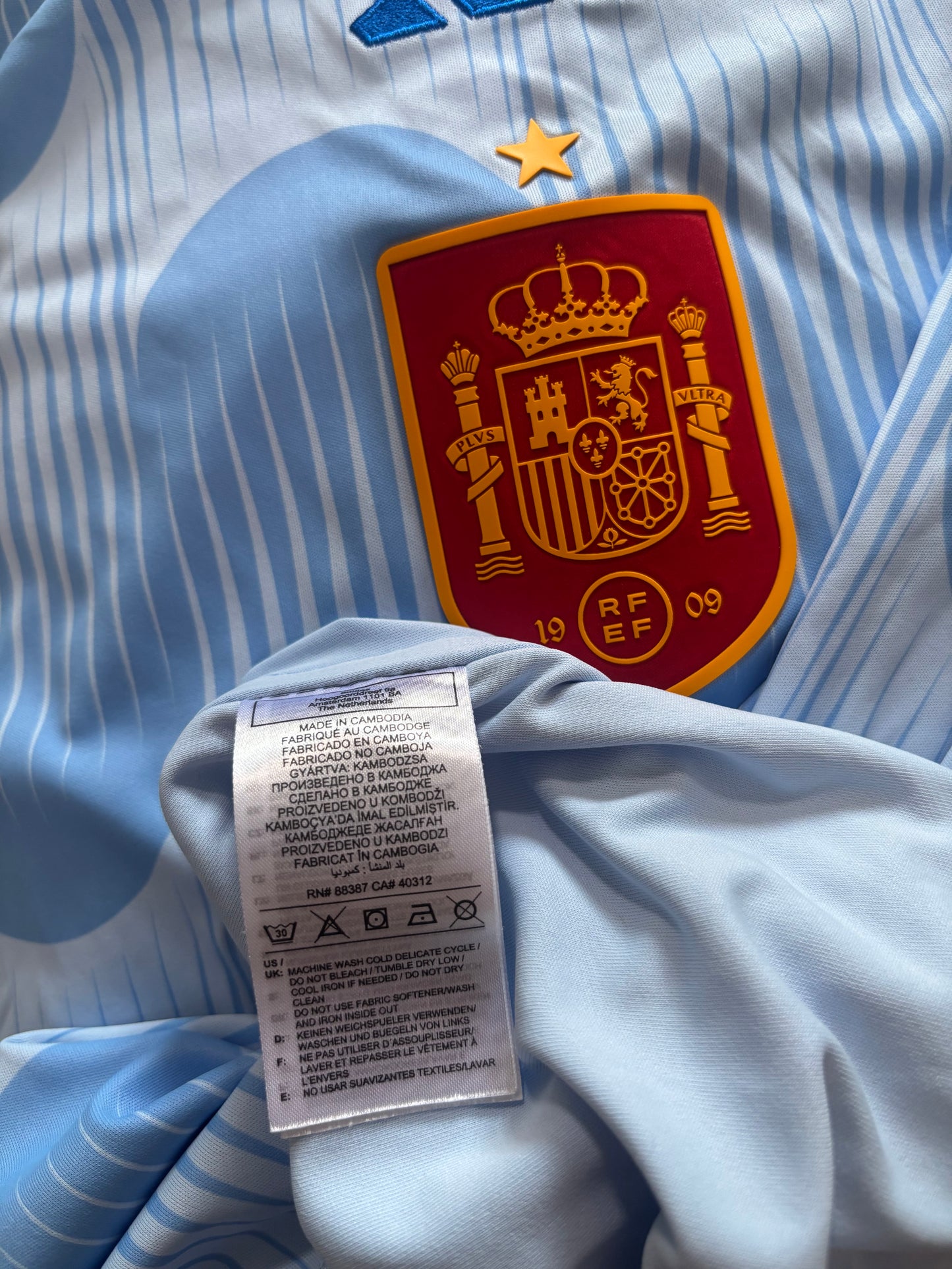 Spain Away Shirt 2022 (S)
