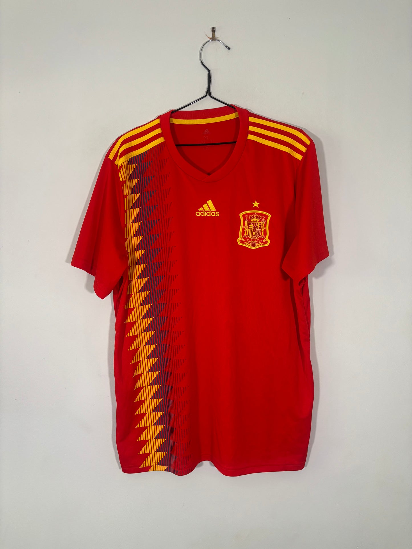 Spain Home Shirt 2018 (XL)