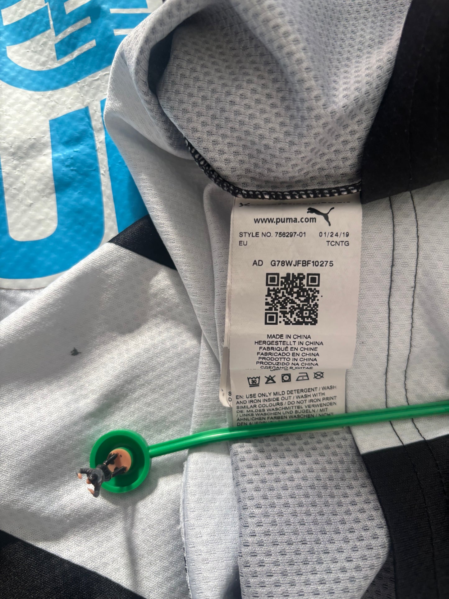 Newcastle United Home Shirt 2019/20 (M)
