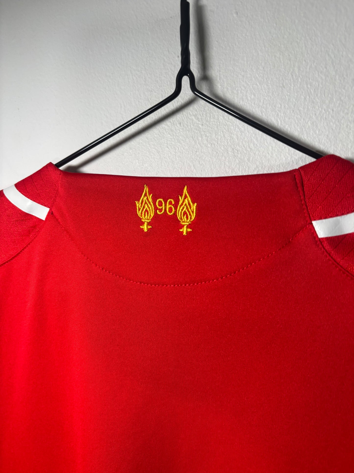 Liverpool Home Shirt 2014/15 (M)