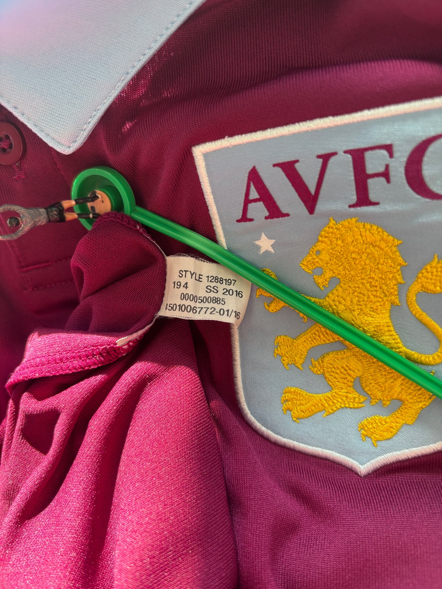 Aston Villa Home Shirt 2016/17 (S)