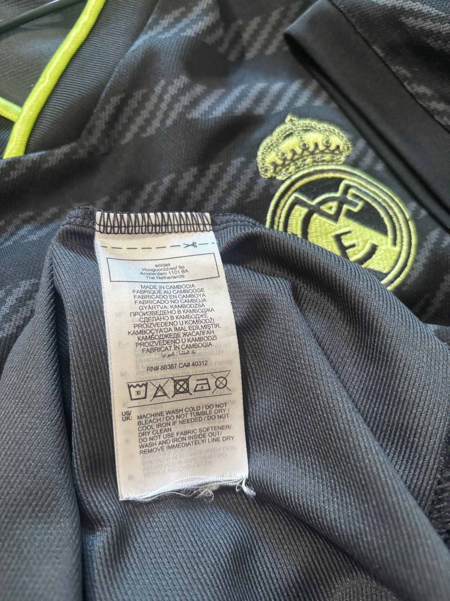 Real Madrid Third Shirt 2022/23 (M)