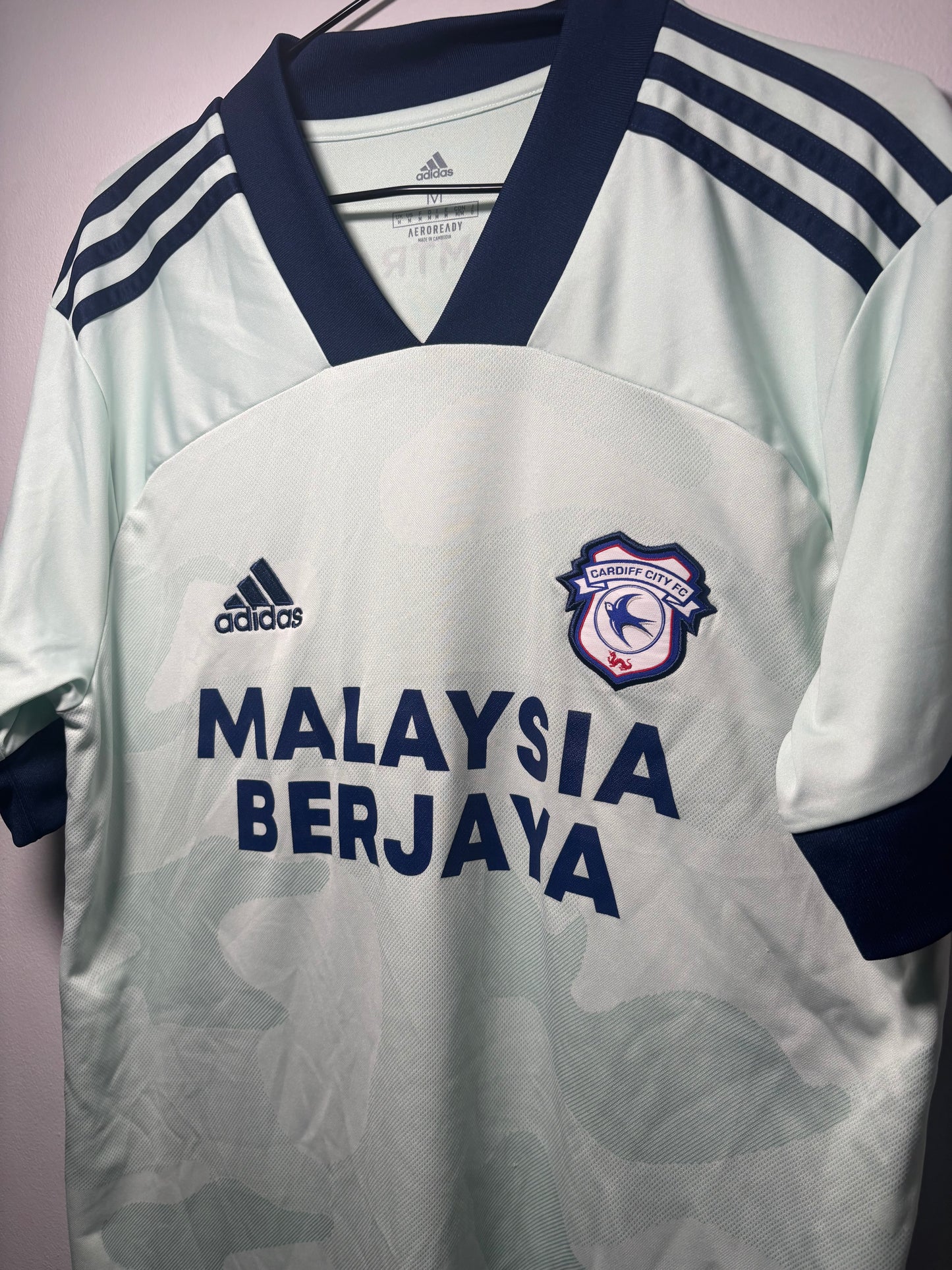 Cardiff City Away Shirt 2020/21 (M)