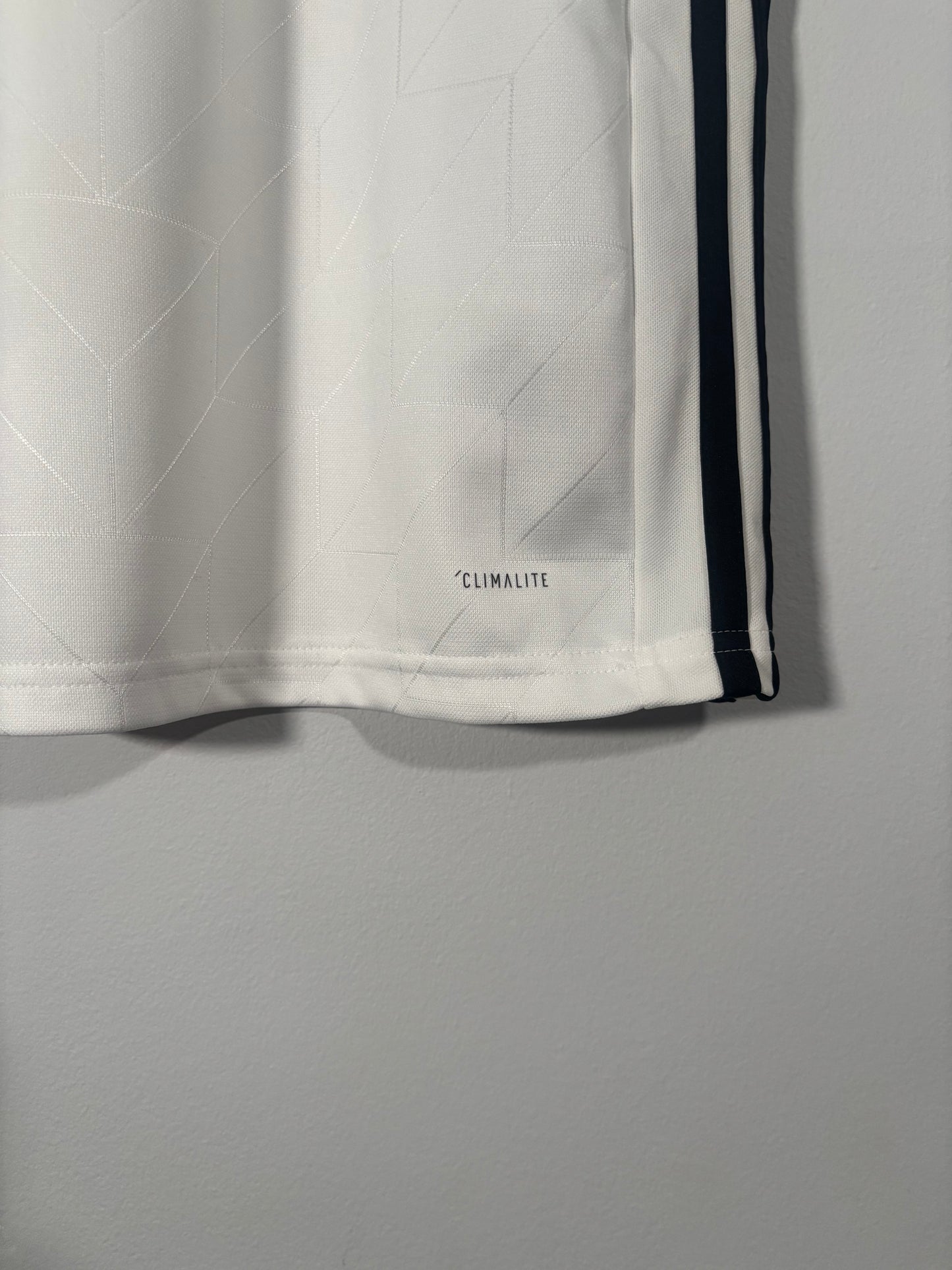 Fulham Home Shirt 2019/20 (S)