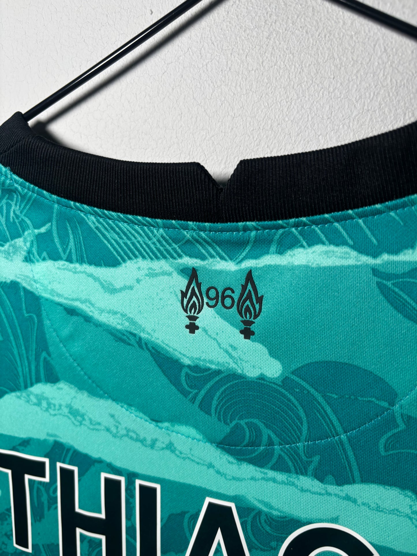 Liverpool Away Shirt 2020/21 Thiago (XL)