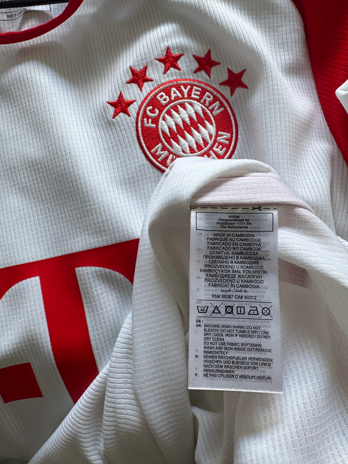 Bayern Munich Authentic Home Shirt 2023/24 Kim MinJae (M)