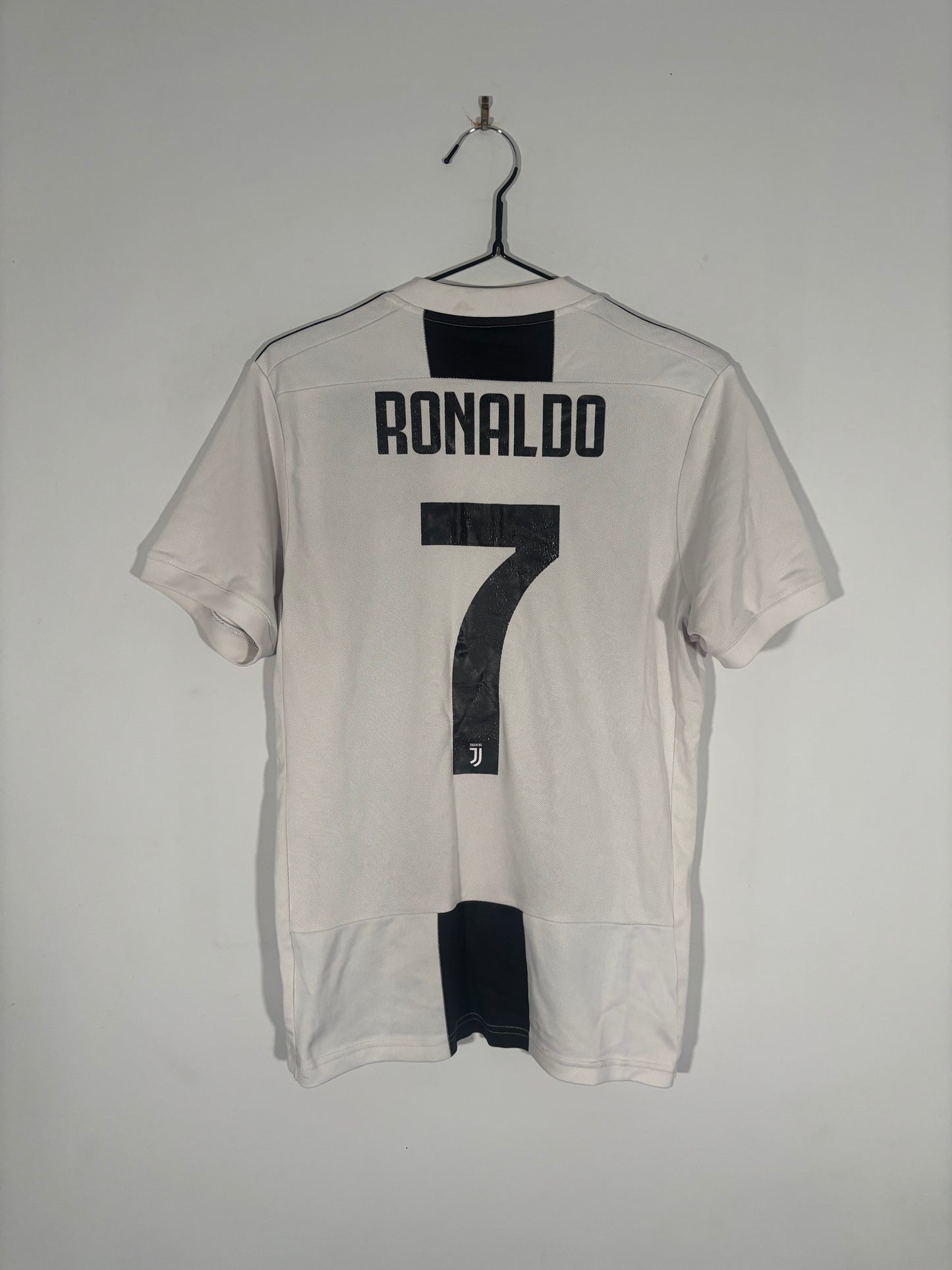 Juventus home shirt 2018/19 Ronaldo (S)
