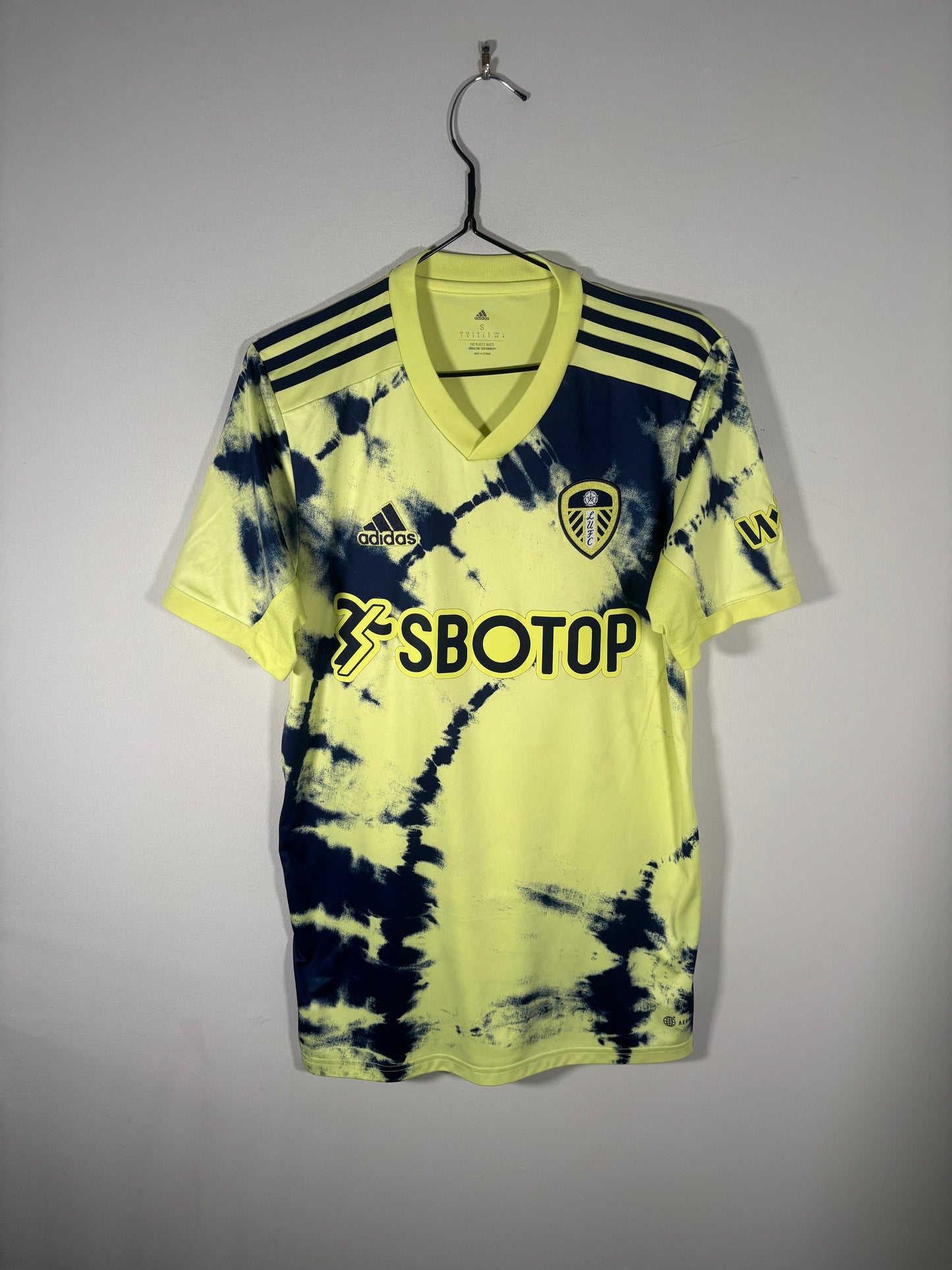 Leeds United Away Shirt 2022/23 (S)