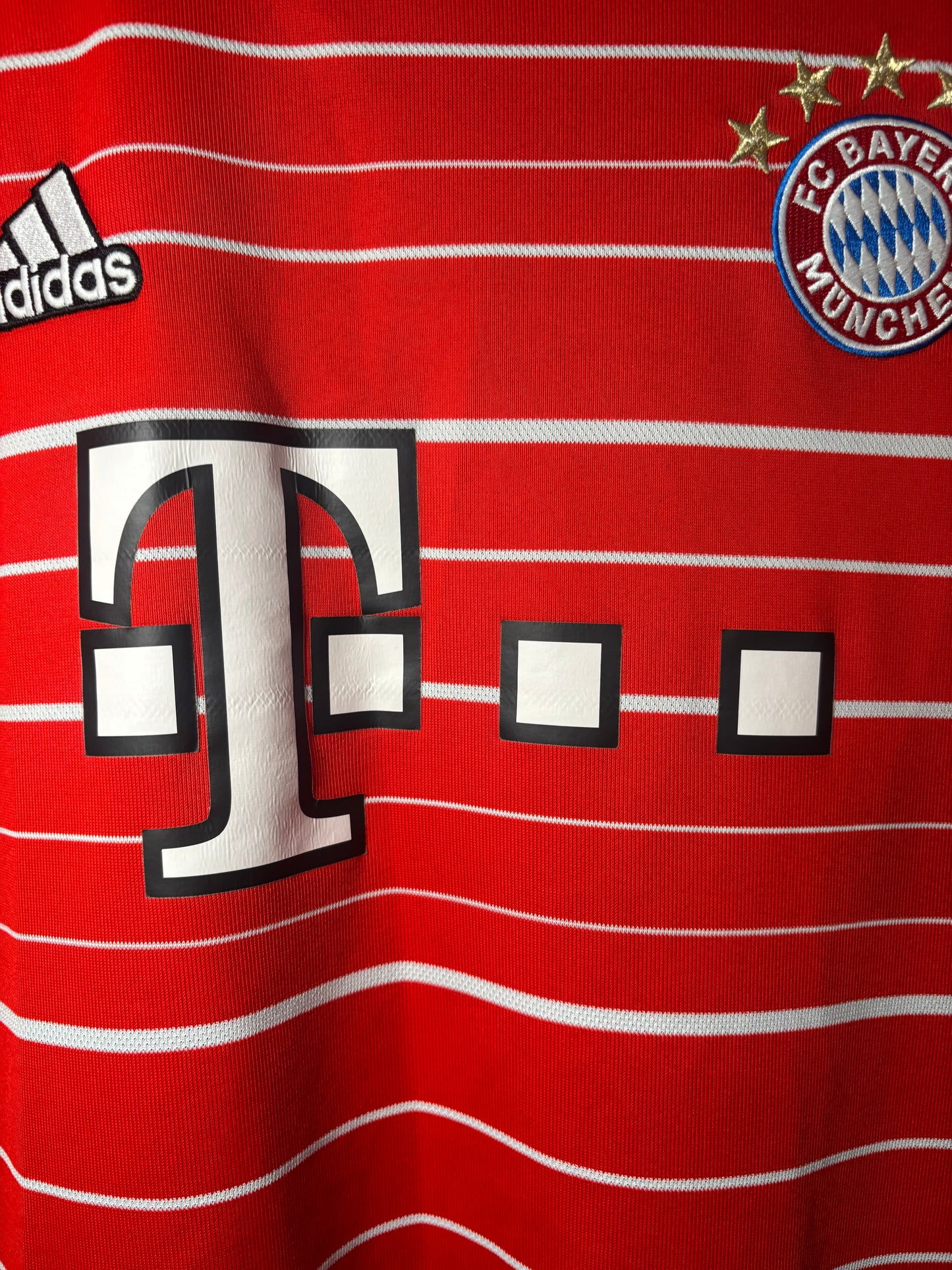 Bayern Munich Home Shirt 2022/23 (XXL)