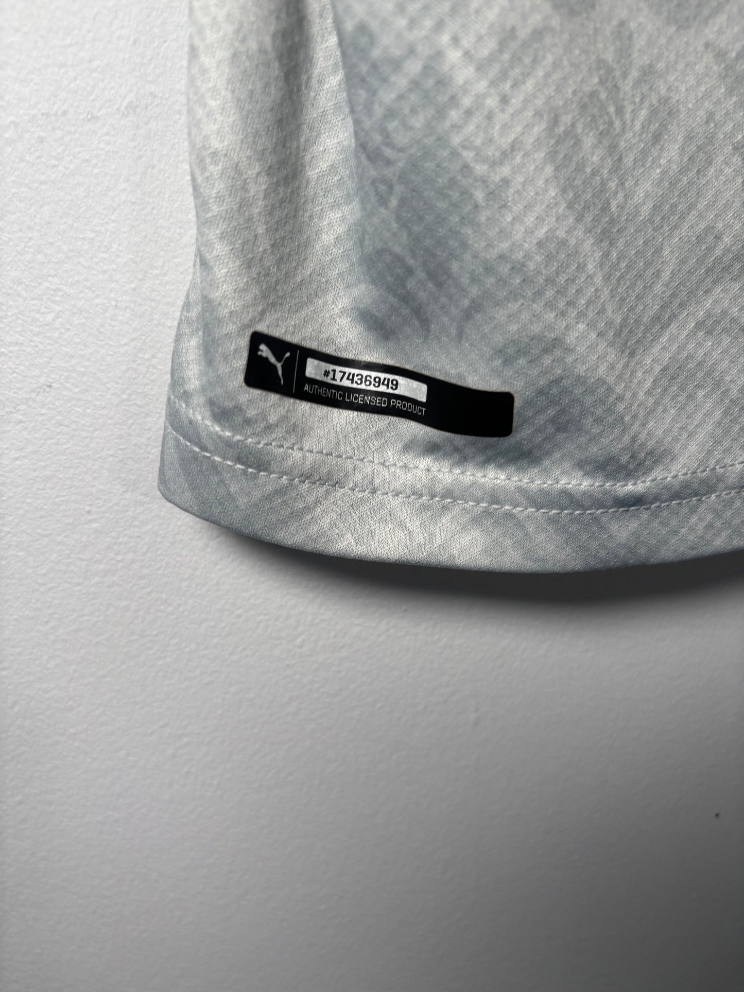 Italy Goalkeeper Shirt 2020 Donnaruma (S)