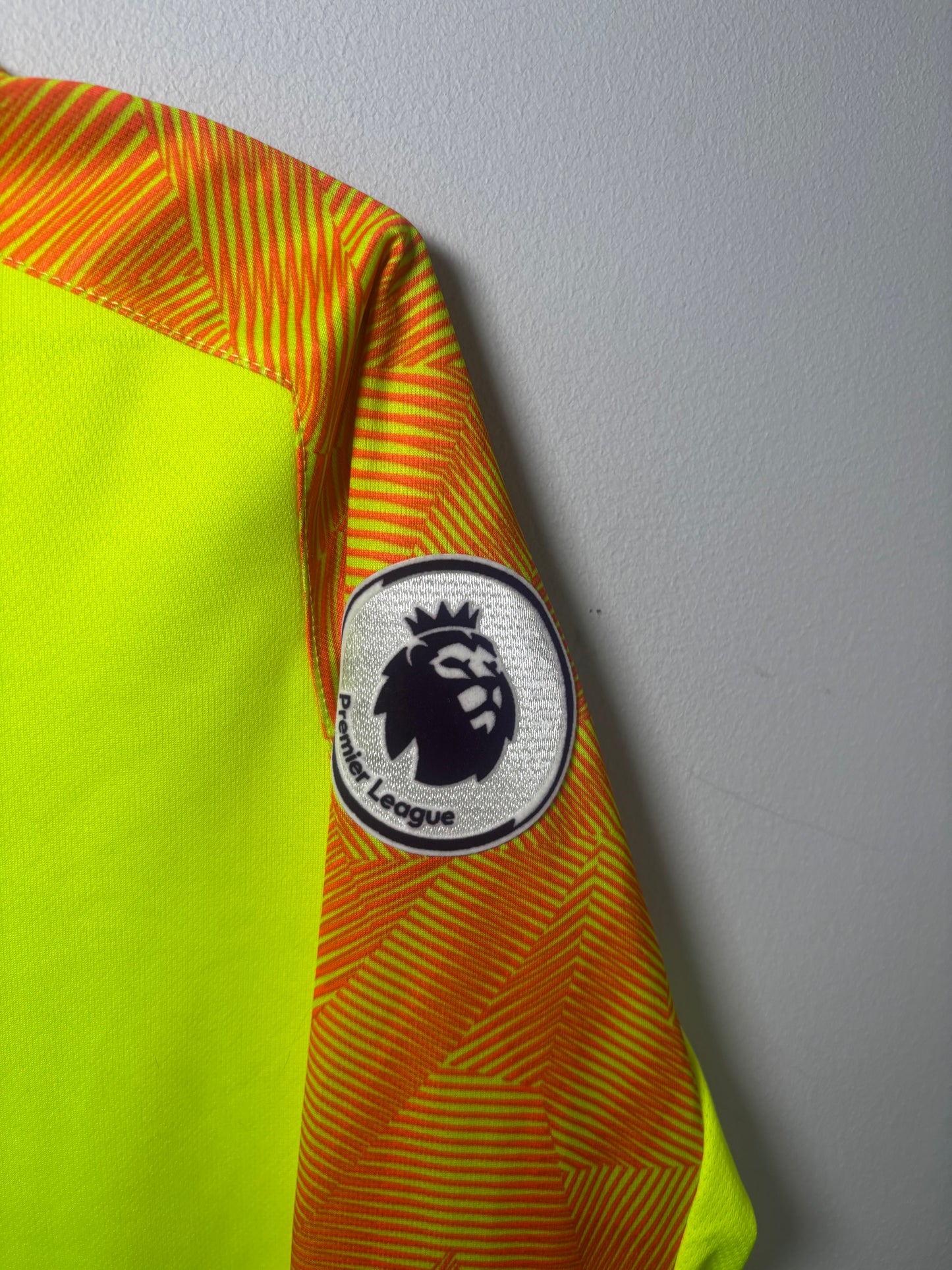 Huddersfield Town Goalkeeper Shirt 2018/19 Lössl (XLB)