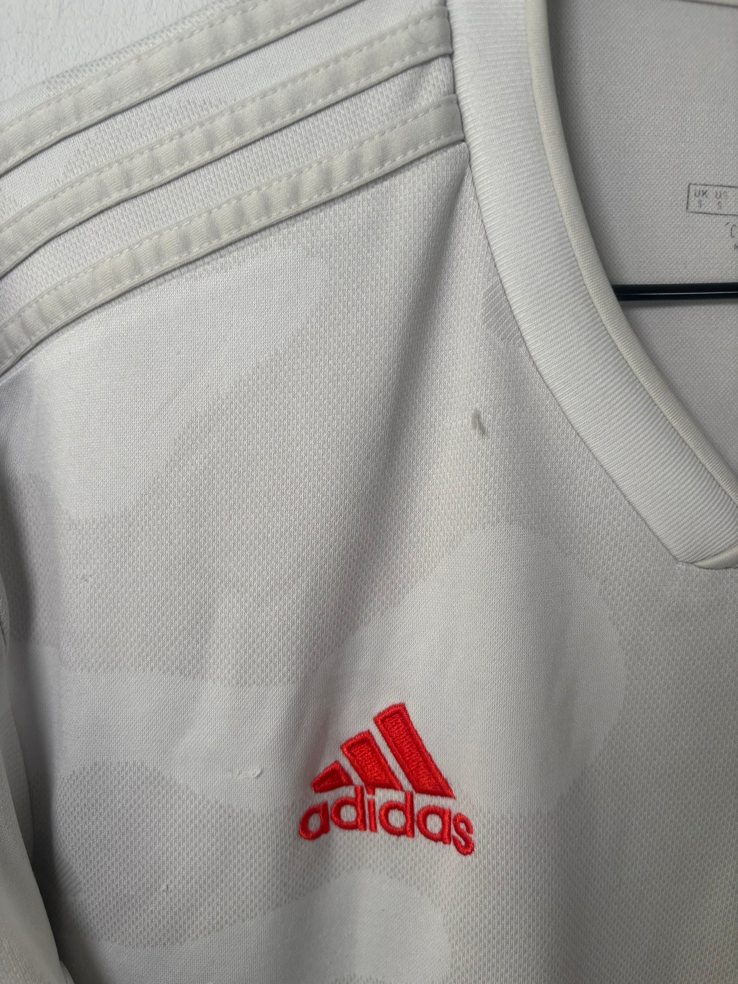 Juventus Away Shirt 2019/20 (S)