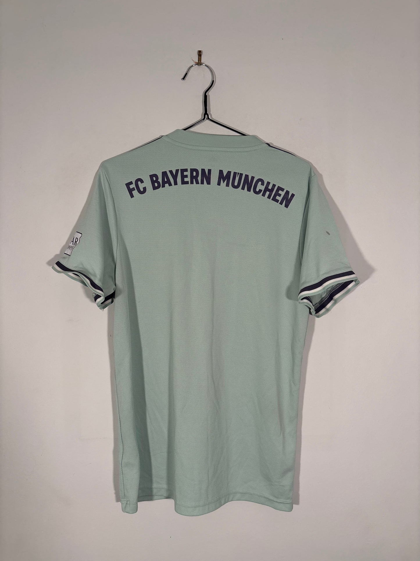 Bayern Munich Away Shirt 2018/19 (M)