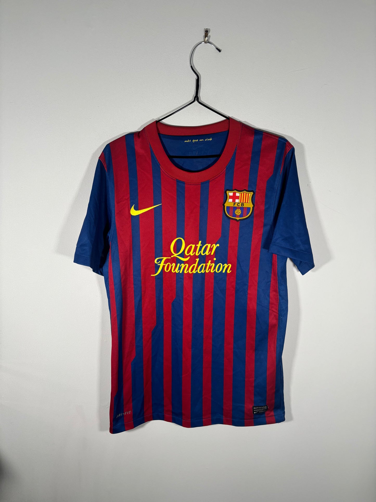 Barcelona Home Shirt 2011/12 Gerrard Pique (S)
