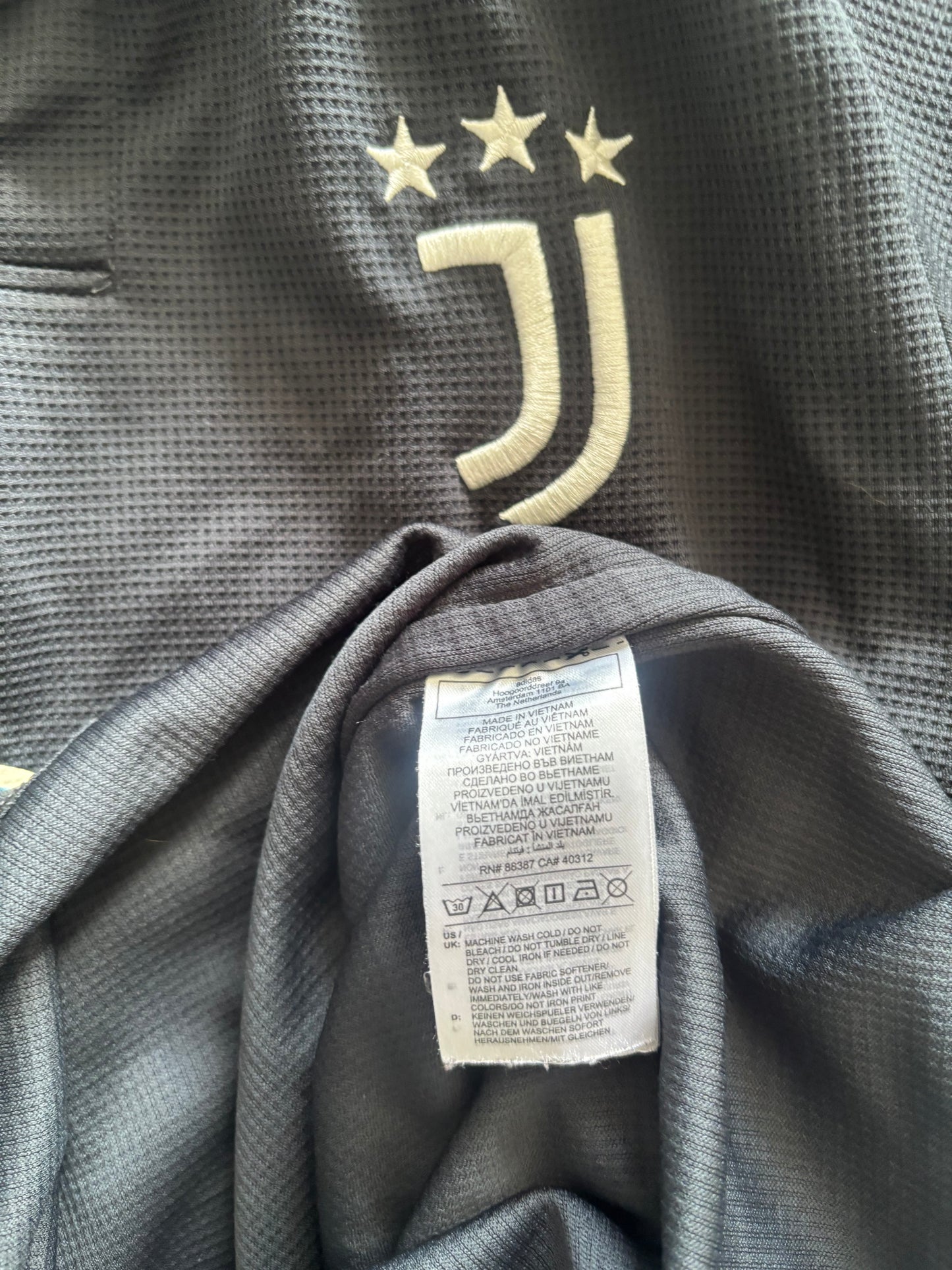 Juventus Third Shirt 2023/24 (M)